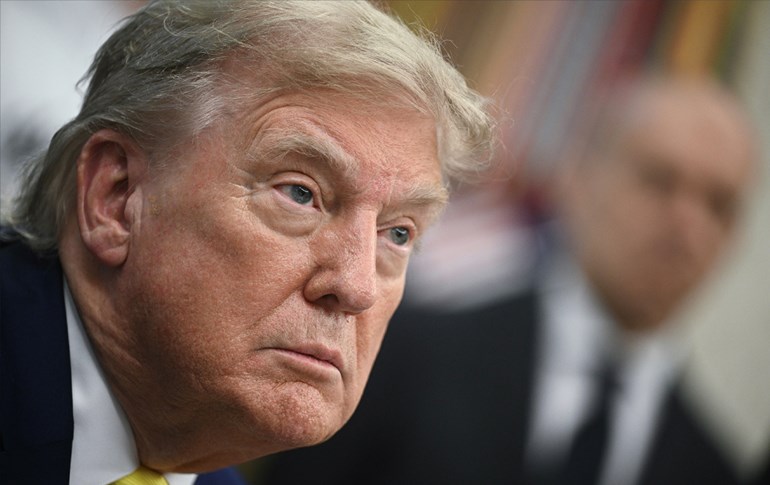 دۆناڵد ترەمپ