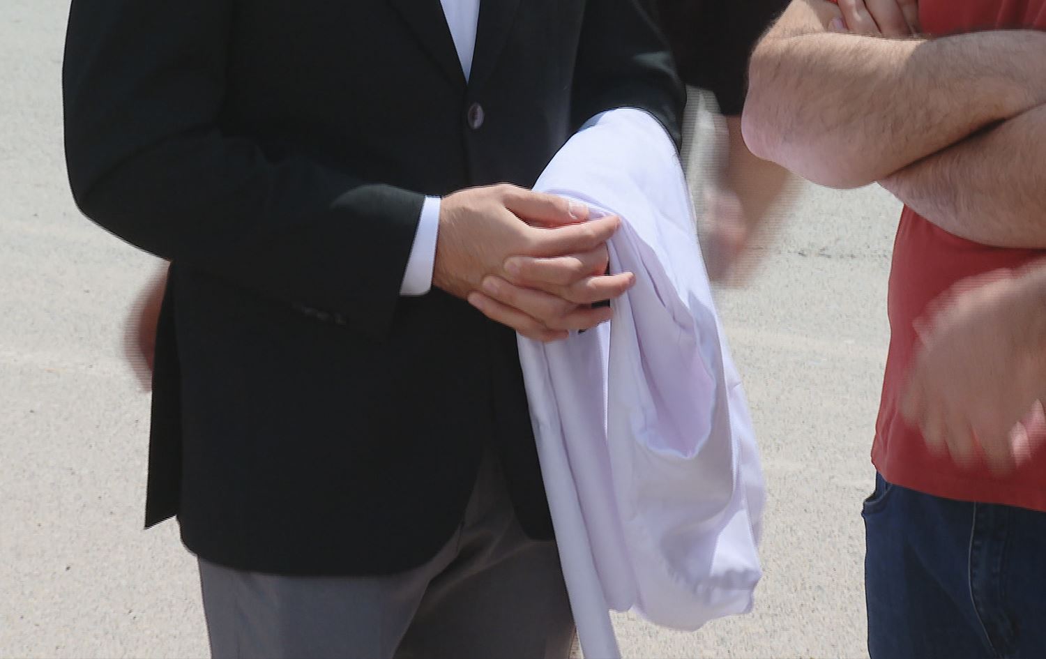 نوێنەرێکی پزیشکانی گشتیی دانەمەزراو: دامەزراندنمان بە شێوەی هەمیشەیی دەبێت