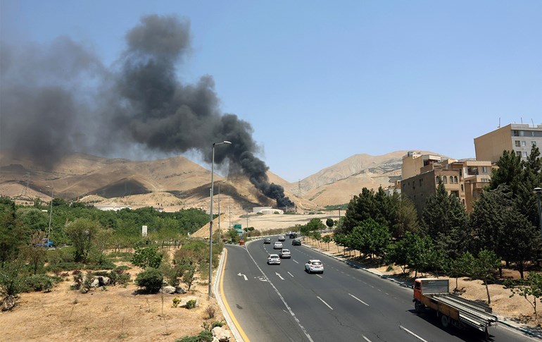 پاشماوەی بۆردوومانی ئیسرائیل لە ناوچەی شەهرانی تاران. وێنە: AFP