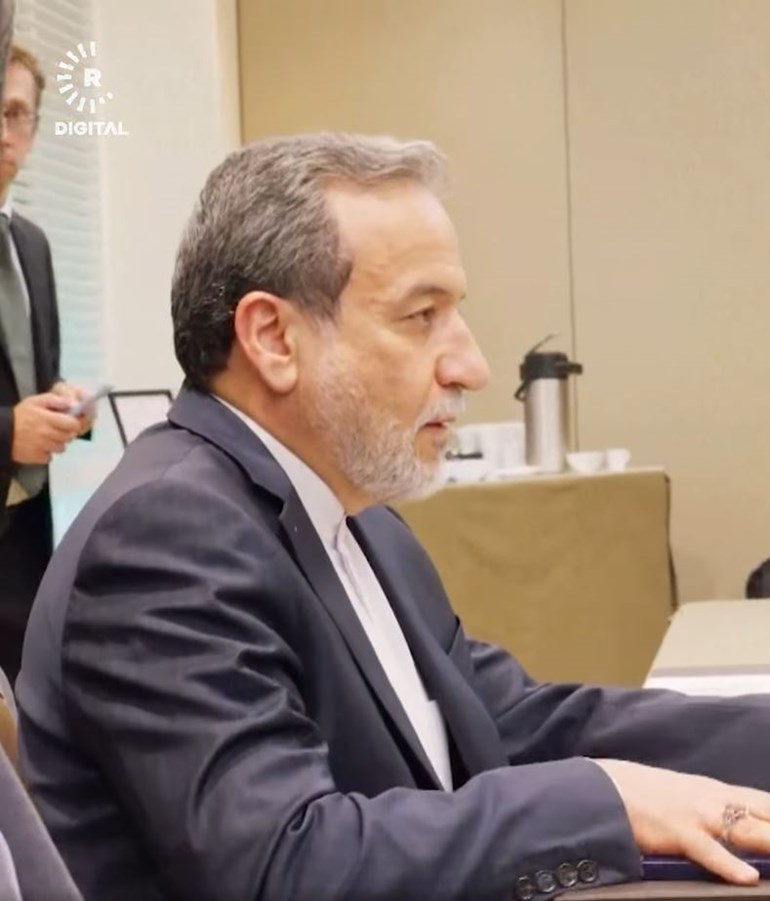 عەباس عێراقچی لە کۆبوونەوەکە