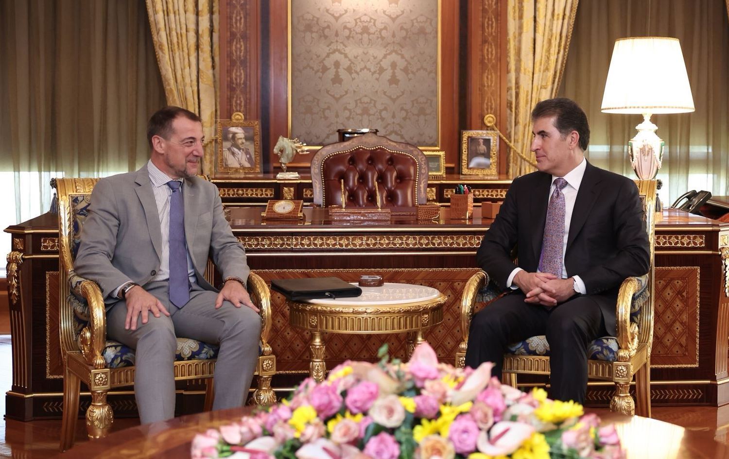 Nêçîrvan Barzanî ​û Konsulê Fransayê Yann Braem /civiyan /Wêne: Serokatiya Herêma Kurdistanê