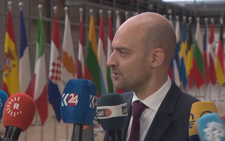 Fransa’dan İran’a uyarı: Ya anlaşma ya yaptırım