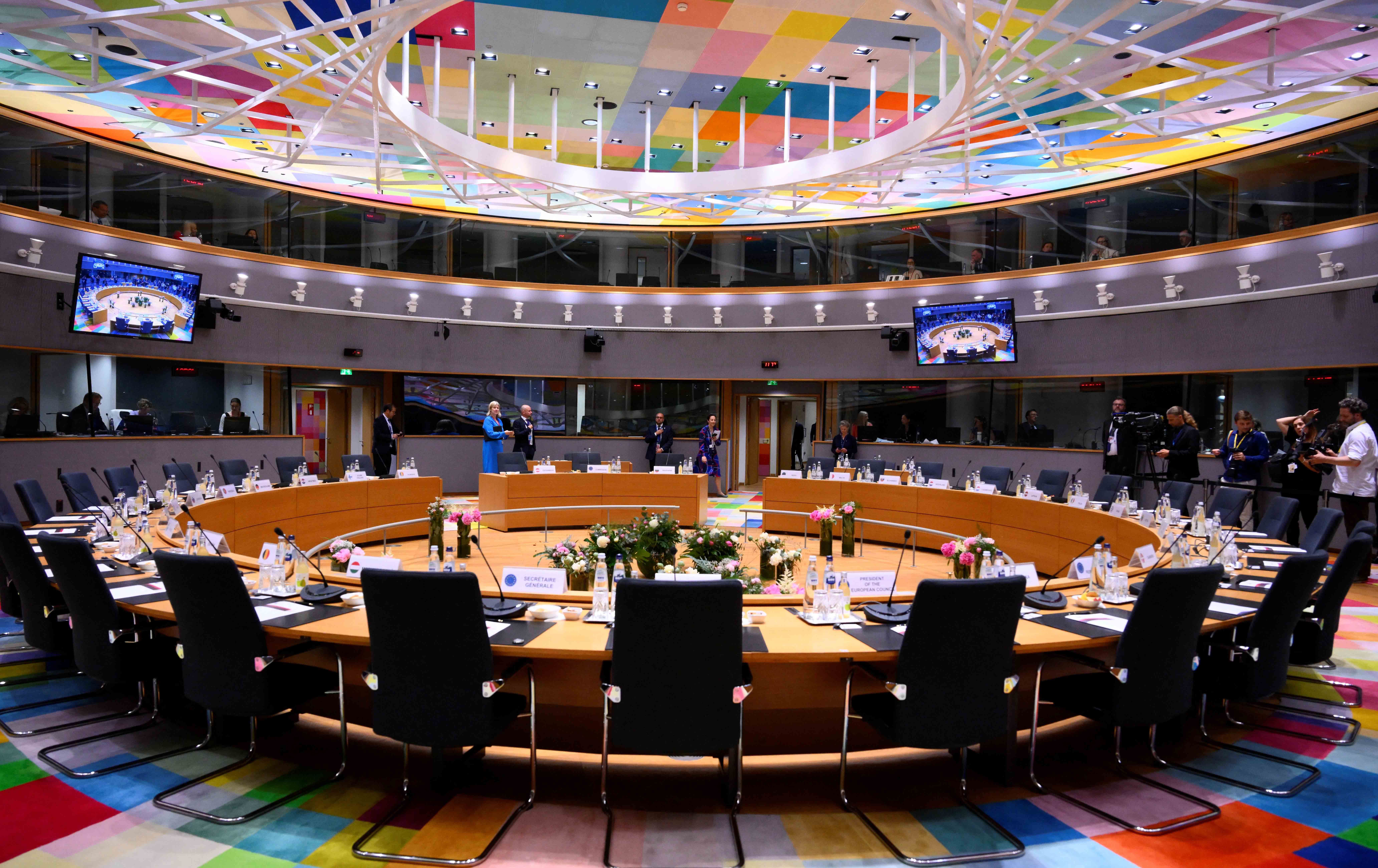 دیمەنی هۆڵی کۆبوونەوەی لووتکەی یەکێتیی ئەورووپا: AFP