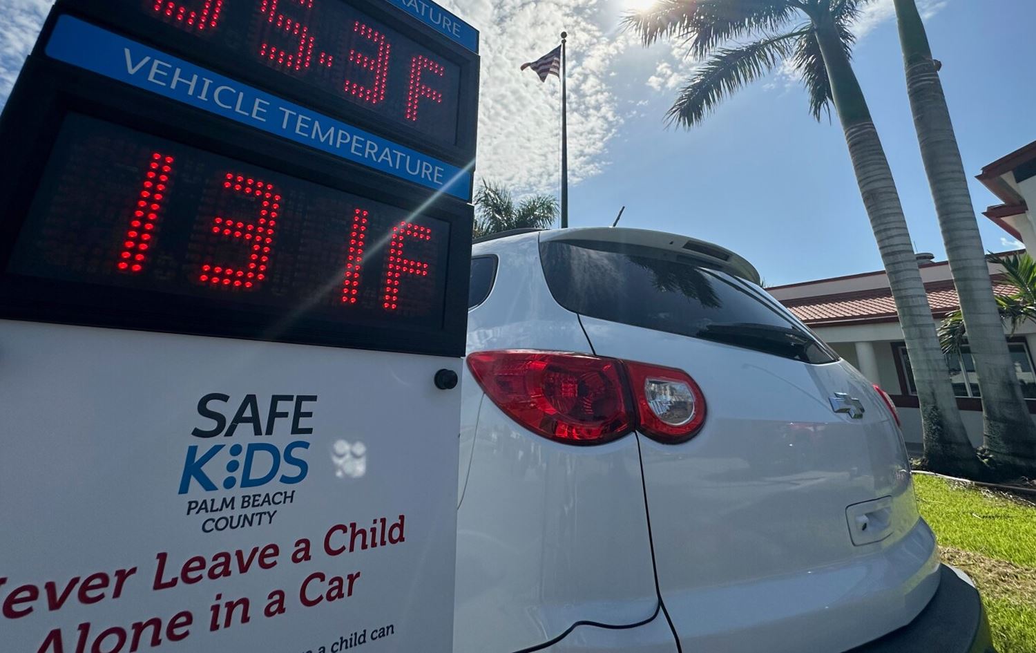 هۆشداریی پسپۆڕان بۆ دایباب؛ منداڵەکانتان بۆ خولەکێکیش لەنێو ئۆتۆمبێلدا جێمەهێڵن