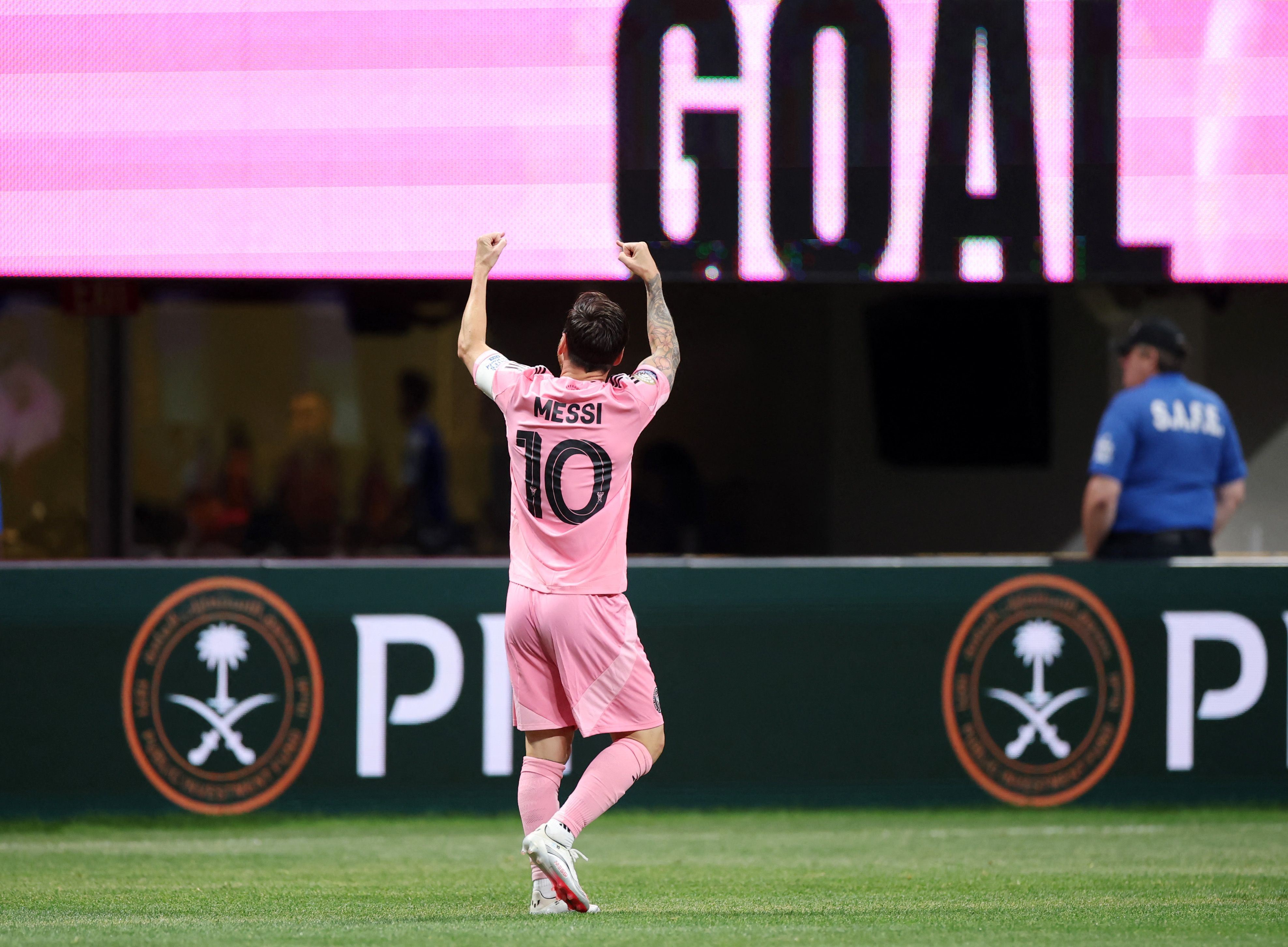 ئەمڕۆ رۆژێکی گەورە و تایبەتە بۆ مێسی