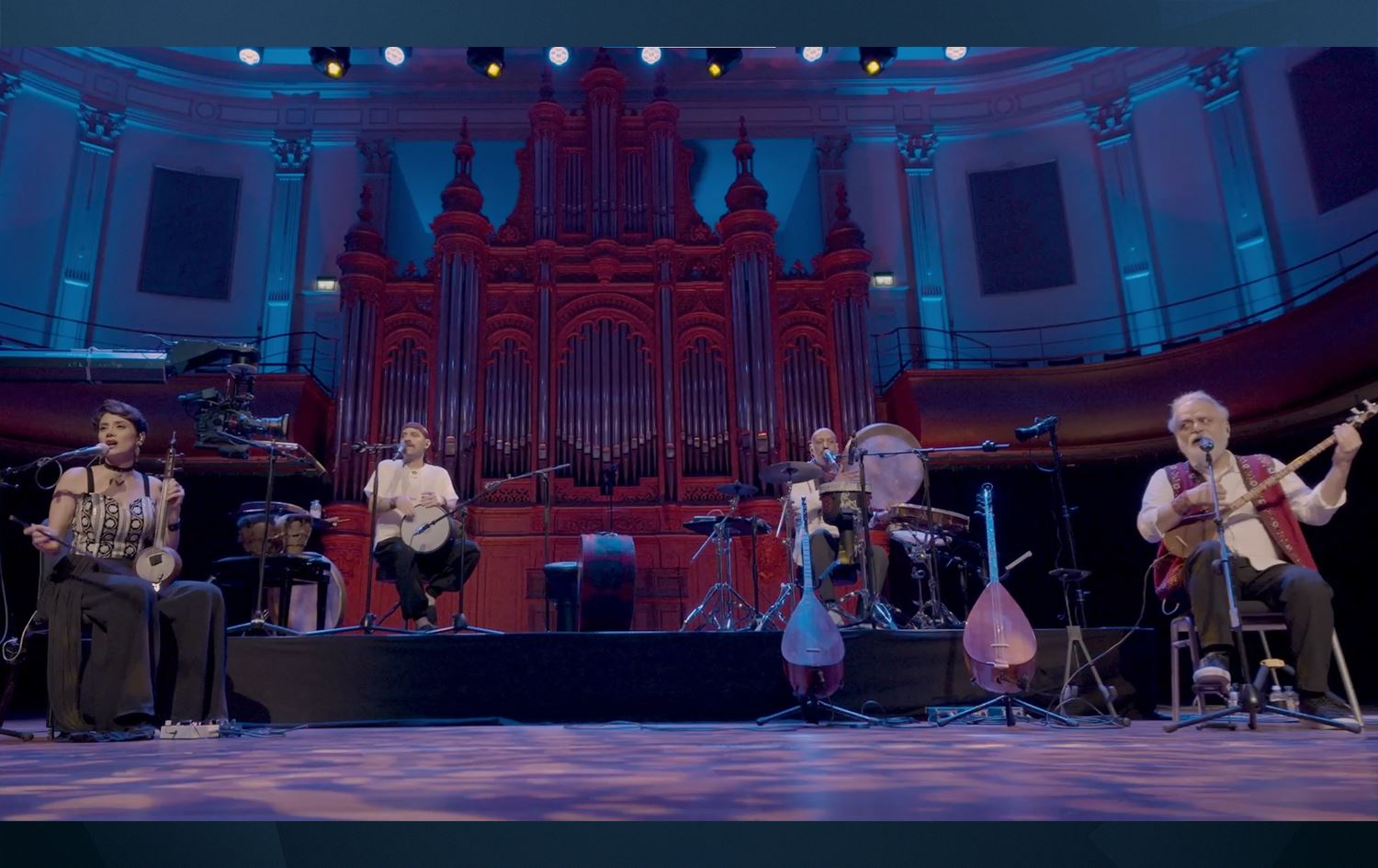 Rastakê klîpa strana ‘Azadî’ belav kir: Helbesta Şêrko Bêkes jî di nav de ye