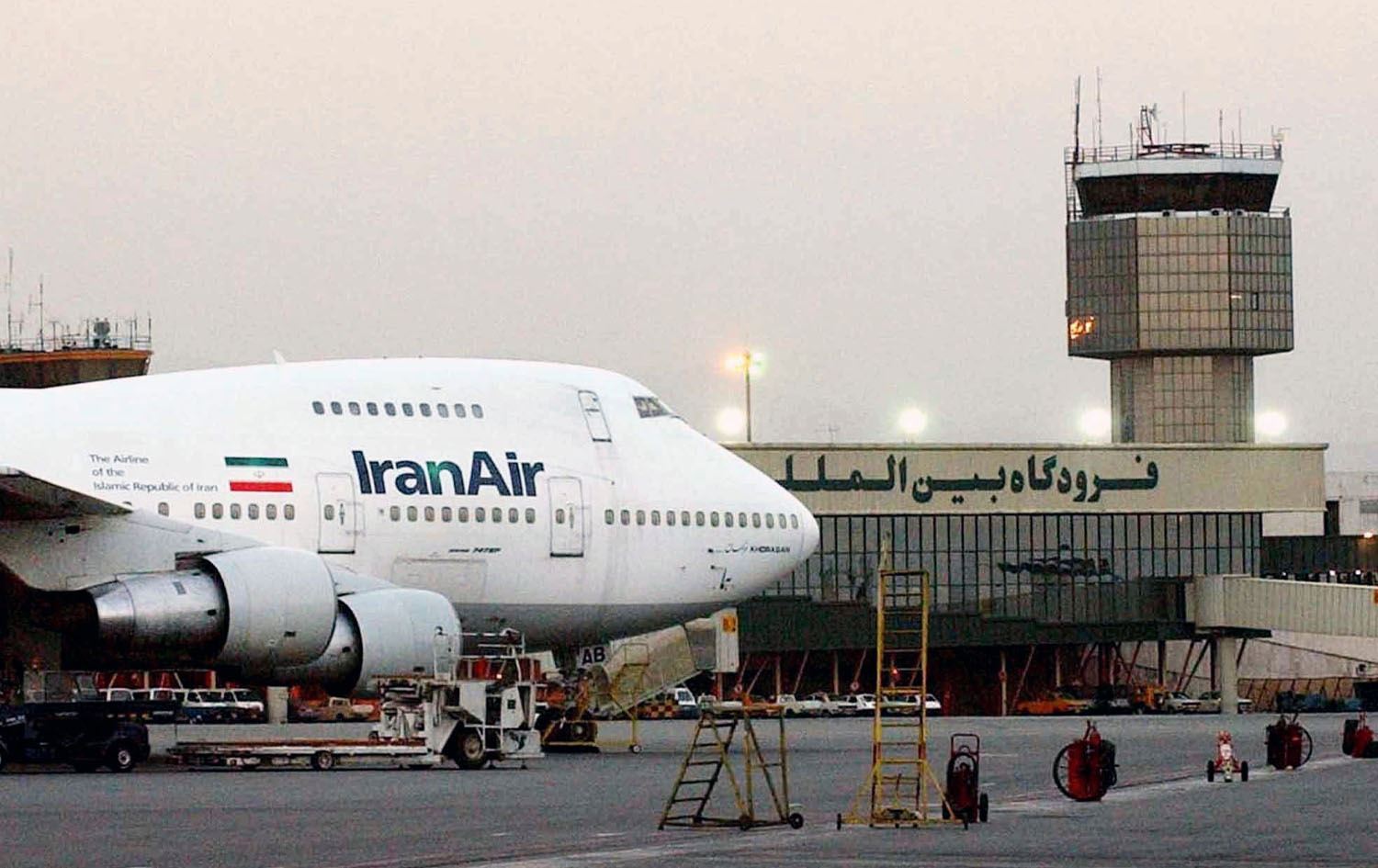 ئێران ئاسمانەکەی بەڕووی گەشتە نێوخۆیی و نێودەوڵەتییەکاندا کردەوە