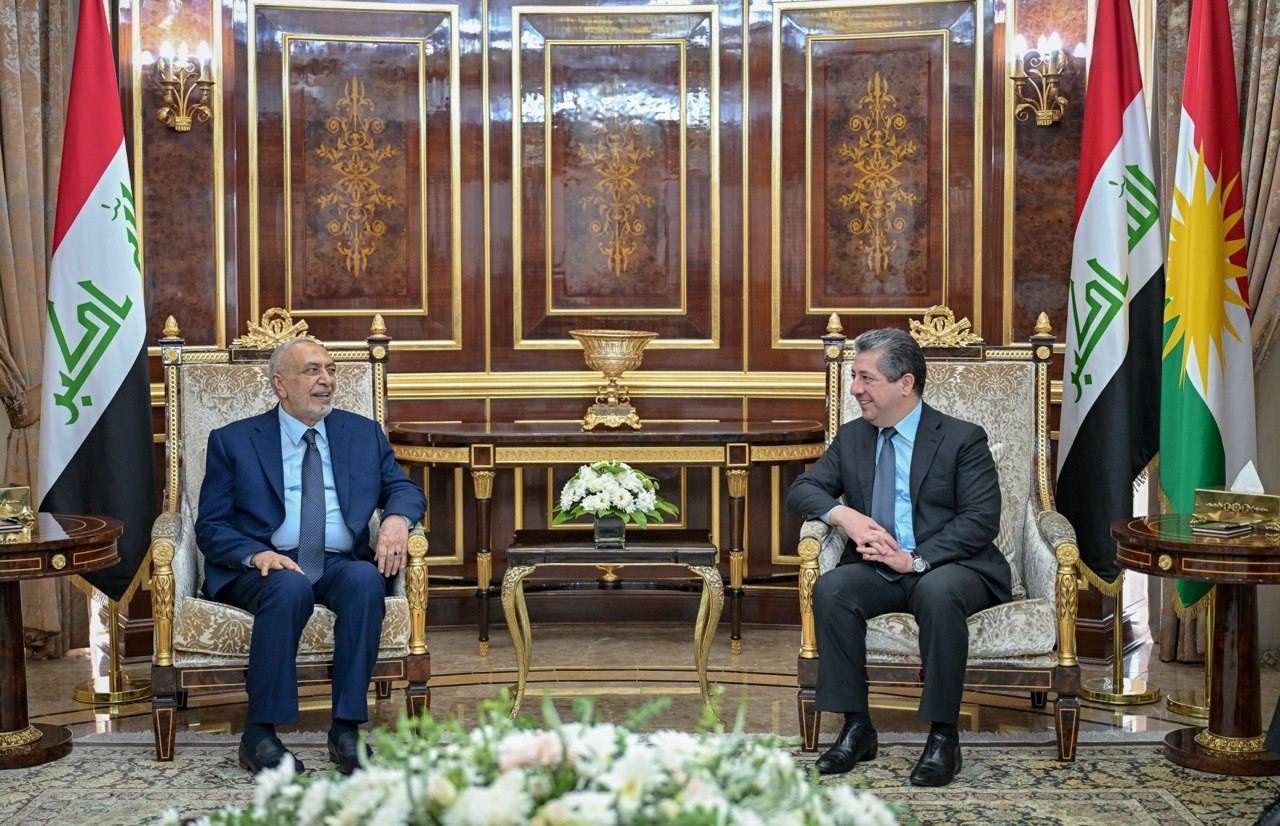 Kürdistan Bölgesi Başbakanı Mesrur Barzani başkent Erbil’de Irak Parlamento Başkanı Mahmud Meşhedani’yi kabul etti