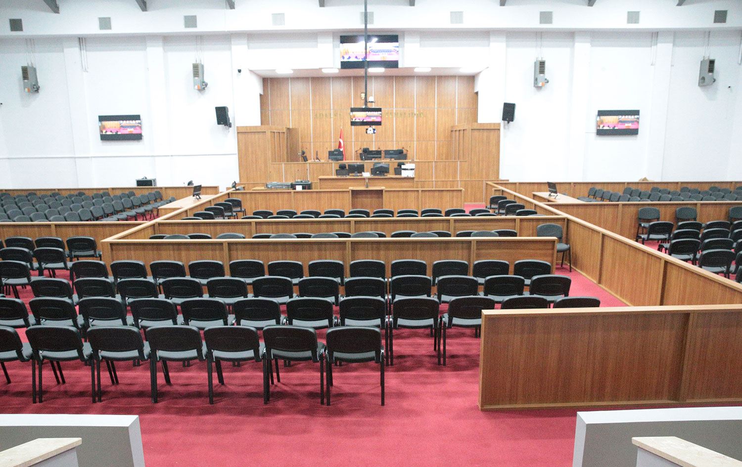Grand Kartal Otel yangını davası, son teknolojiyle hazırlanan 700 kişilik duruşma salonunda yapılacak. / AA