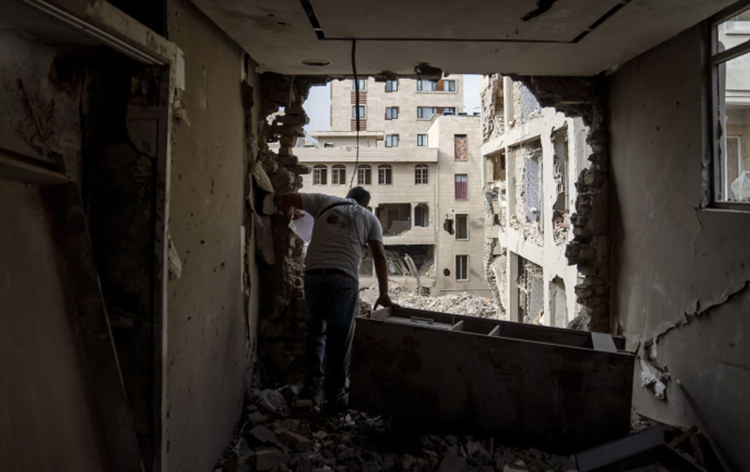 بەهۆی جەنگەوە زیاتر لە 400 باڵەخانە و شوقە لە کرماشان زیانیان بەرکەوتووە