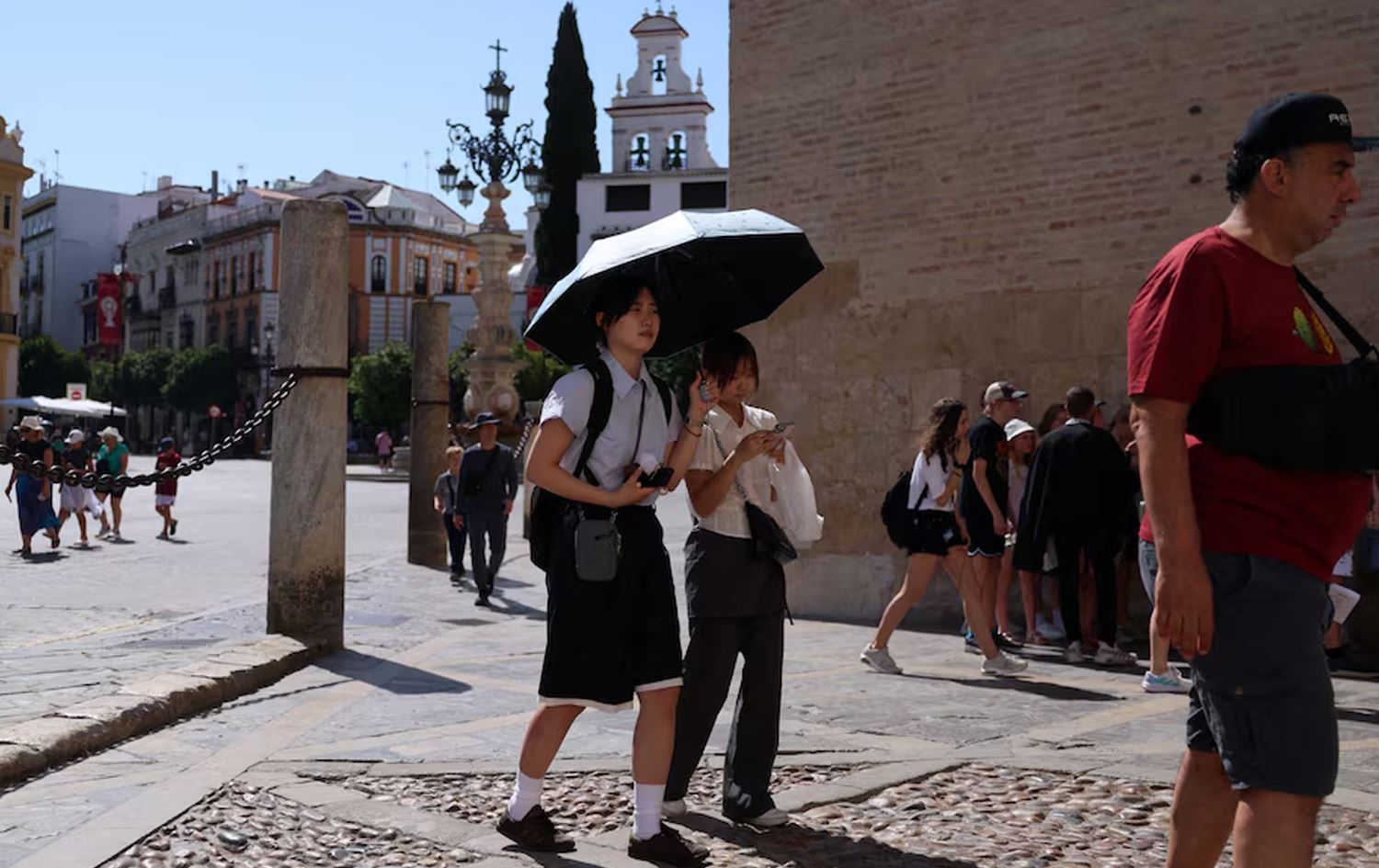 وەزارەتی ژینگەی ئیسپانیا: هەزار و 180 کەس بە گەرما گیانیان لەدەستداوە