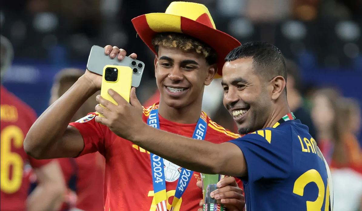 لامین و باوکی