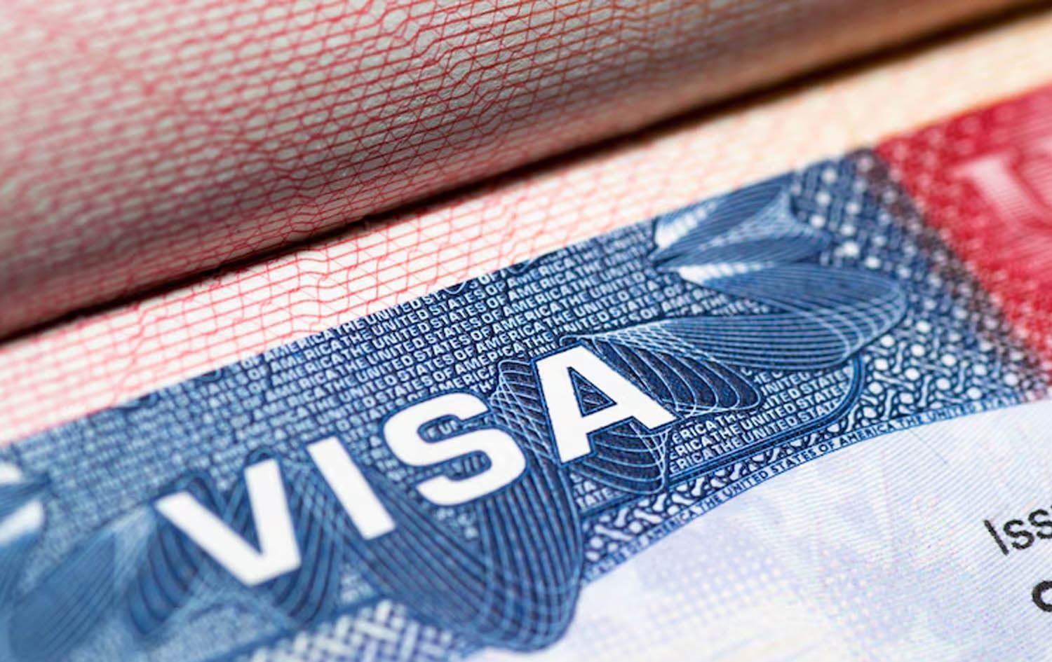 ئەمریکا 250 دۆلار وەک باجی نوێی ڤیزا دەسەپێنێت