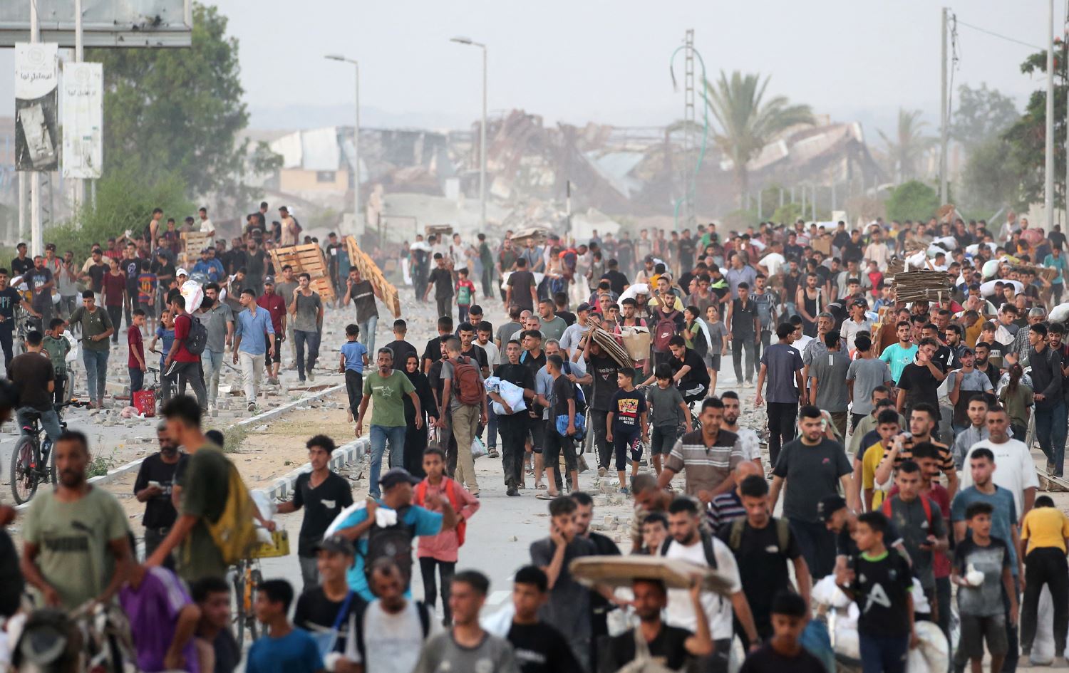 چوار دەزگای میدیایی: کارمەندانمان لە غەززە خواردنیان دەستناکەوێت