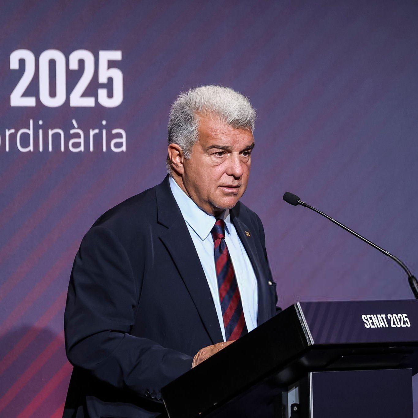 لاپۆرتا دەرگای گواستنەوەکانی داخست؛ نە یاریزانی گرنگ دەفرۆشرێت، نە یاریزان دەکڕدرێت