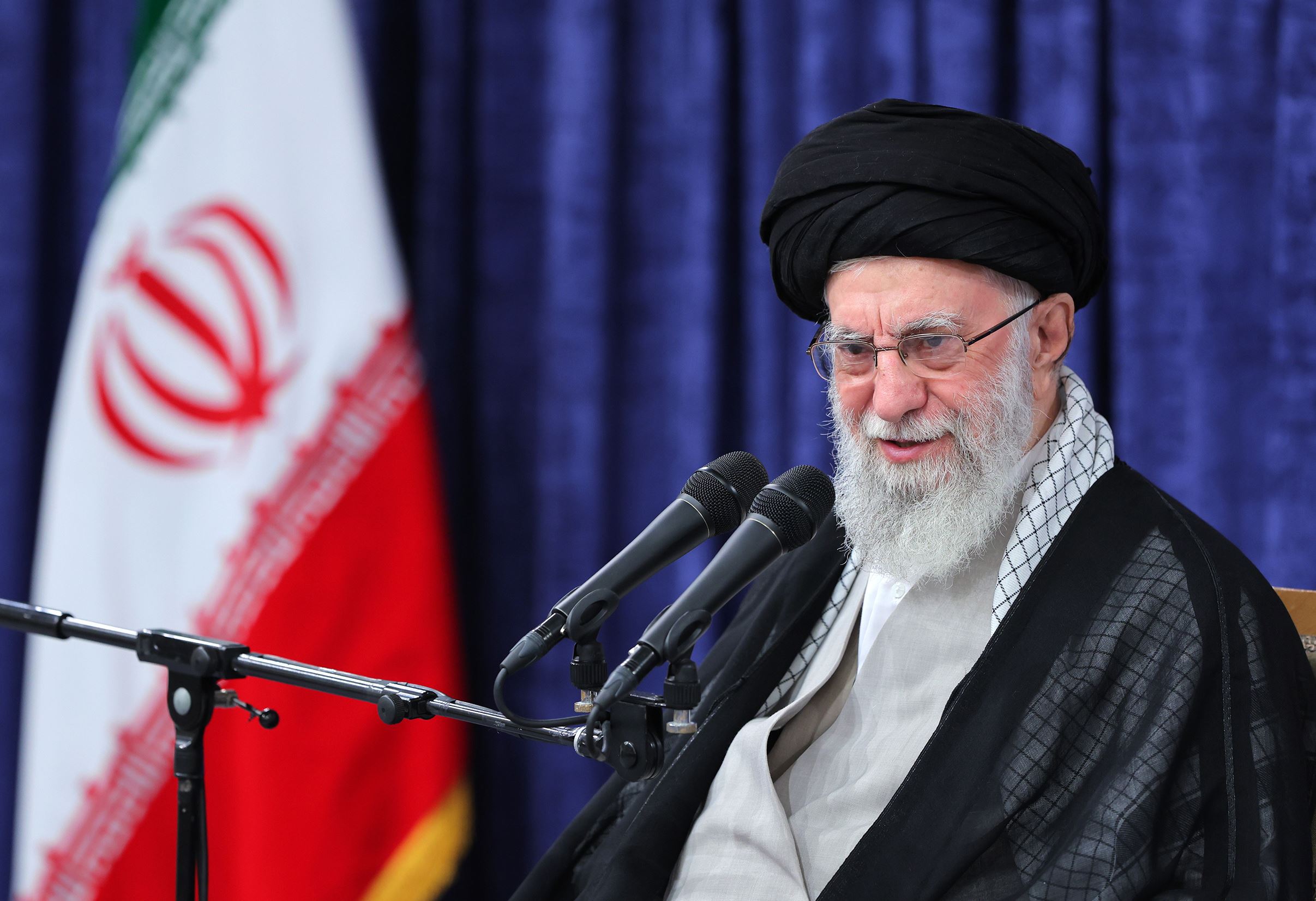 Foto: İran lideri Ali Hamaney (16.07.2025), başkent Tahran’da düzenlenen programda yargı mensuplarıyla bir araya gelerek konuşma yaptı / İran Lideri Basın Ofisi 