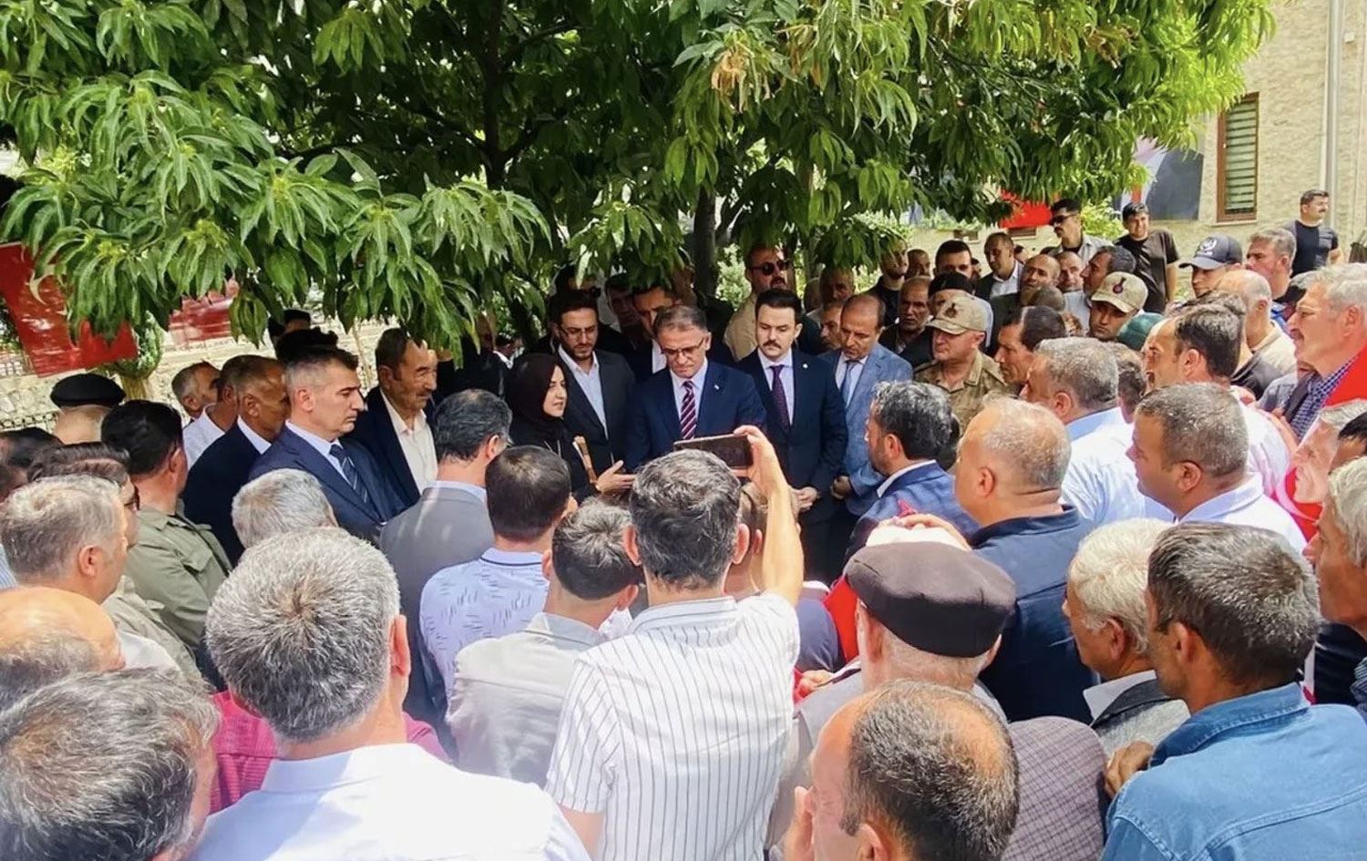 Foto: Cumhurbaşkanı Başdanışmanı Gülşen Orhan X hesabı