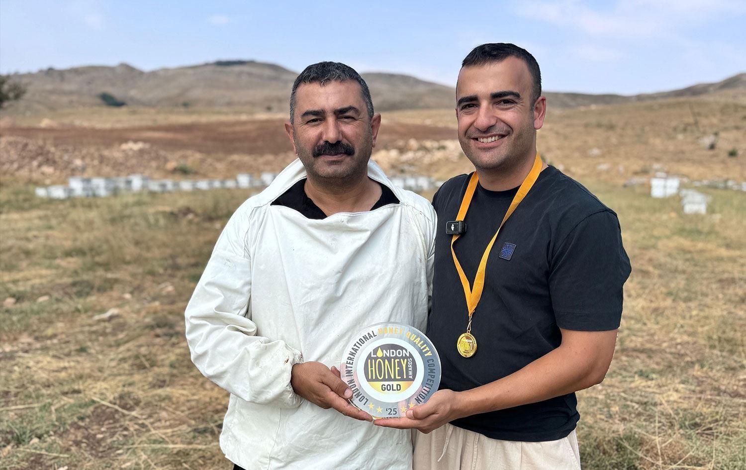 DÊRSIM - Hingivê Munzûrê li Londonê madalyaya zêrîn wergirt