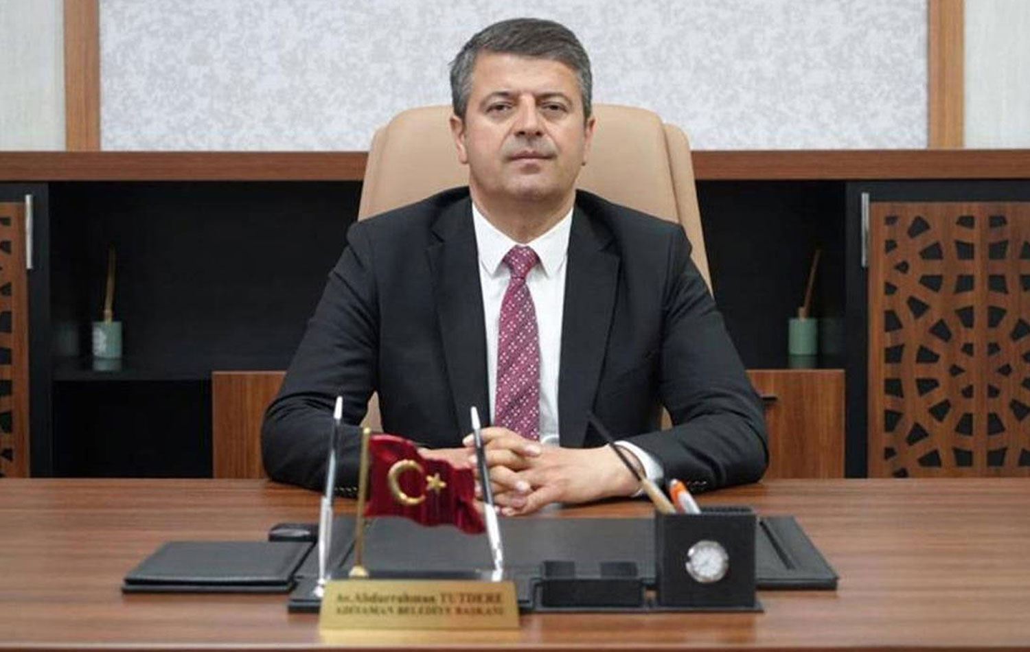 Adıyaman Belediye Başkanı Abdurrahman Tutdere görevine iade edildi.