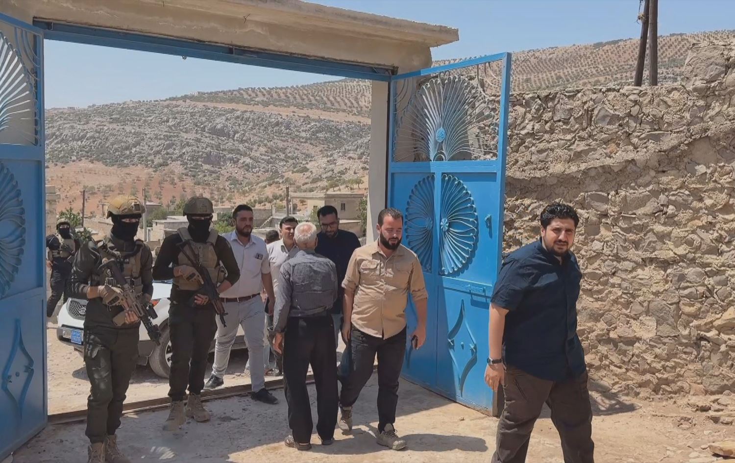 Birêvebirê Herêma Efrînê Mesûd Betal çû navçeya Racoyê /Wêne: Rûdaw ji vîdeoyê