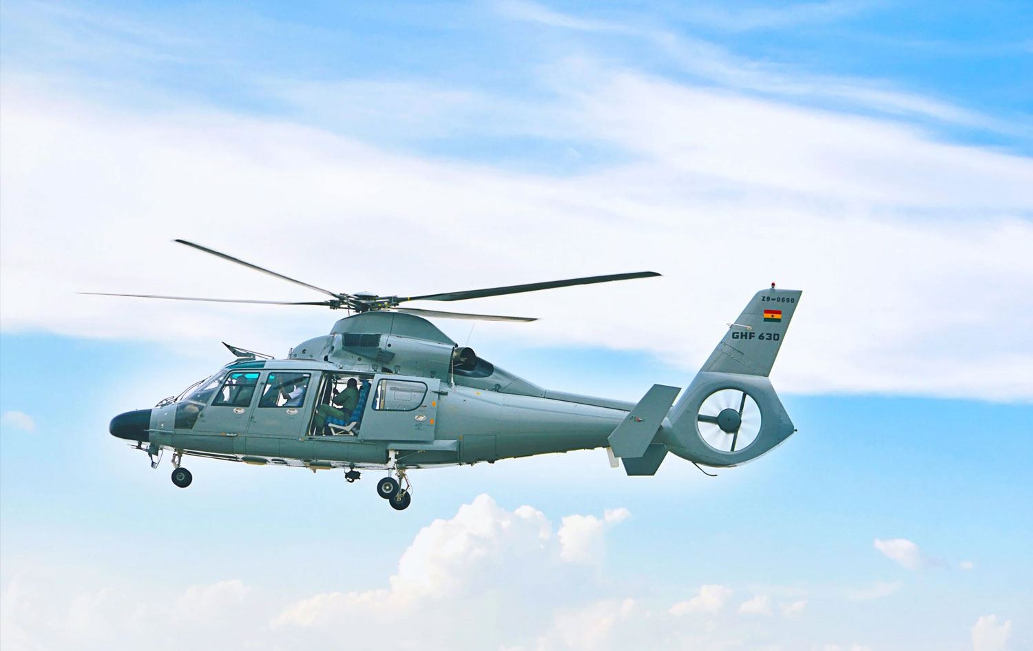 Gana'nın Ashanti bölgesinde bir askeri helikopter düştü