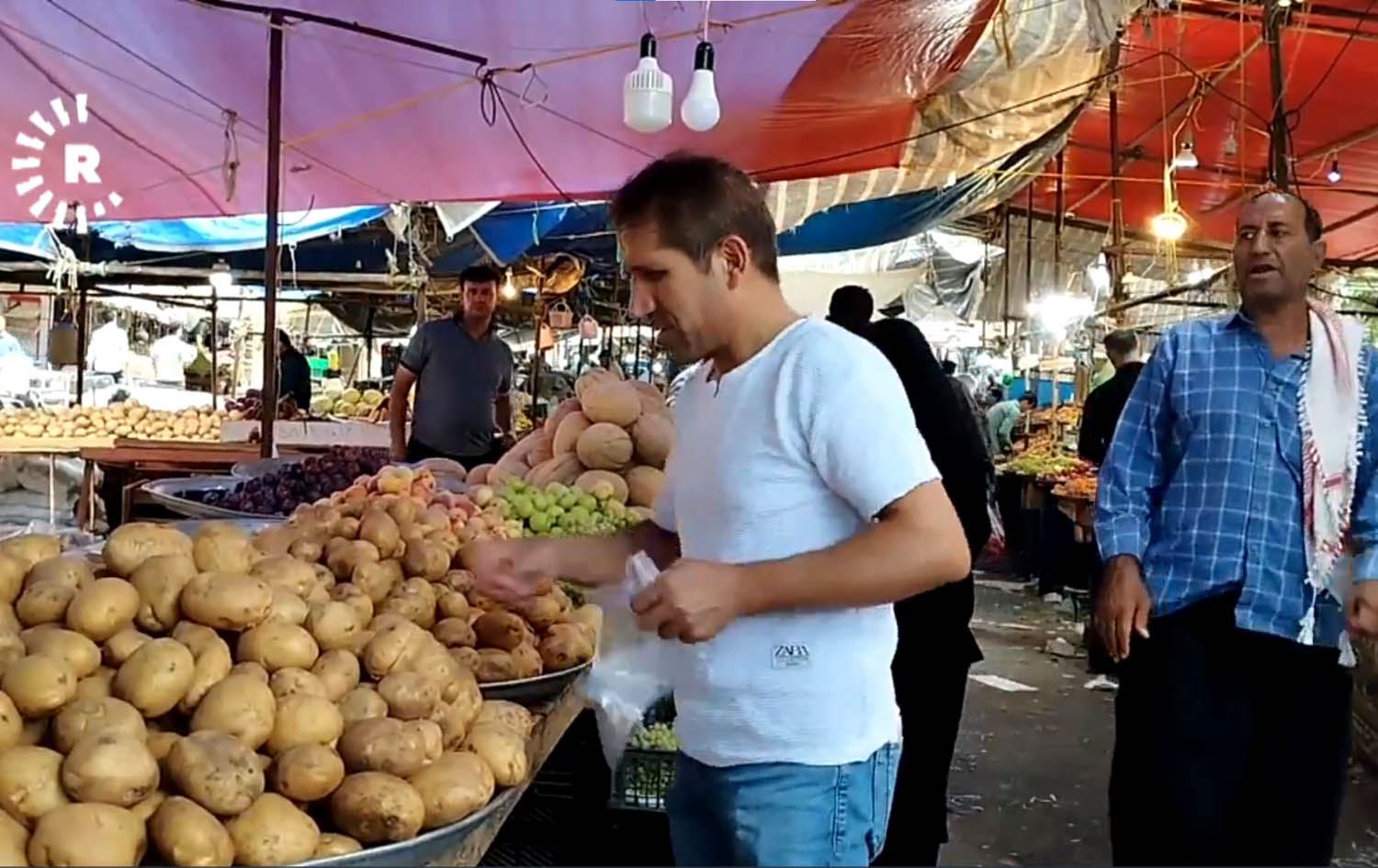 گەنجانی پارێزگای ئیلامی رۆژهەڵاتی کوردستان بەهۆی بێکارییەوە کۆچ دەکەن