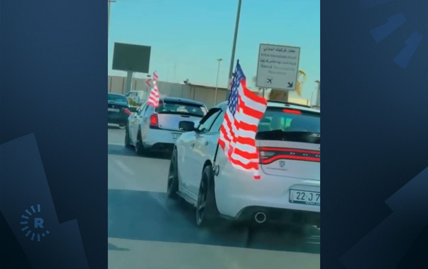 Otomobîlên 2 ciwanên ku alayên Amerîkayê pê ve ne