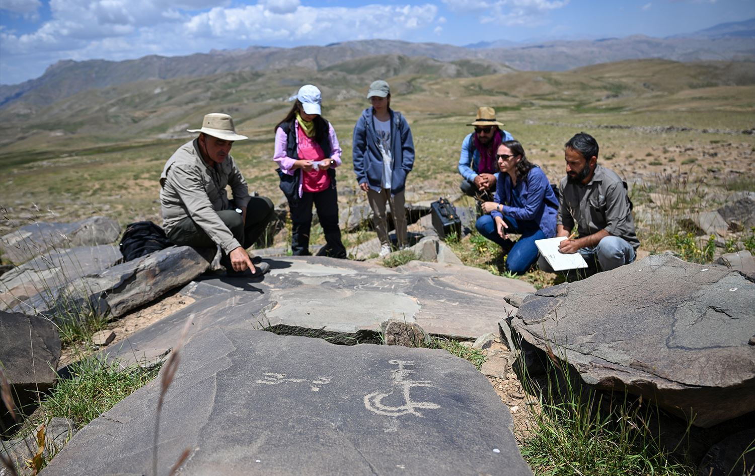 Tîma pispor a şûnwarî / Wêne: AA