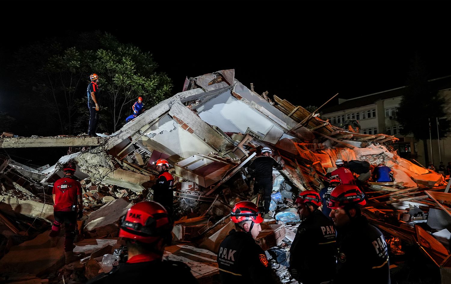 Xebatên lêgerîn û rizgarkirinê\ Wêne: AA