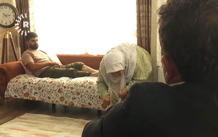 Rûdaw çû mala malbatên ku rastî êrişê hatine / Wêne: Cuma Kiliç, Rûdaw