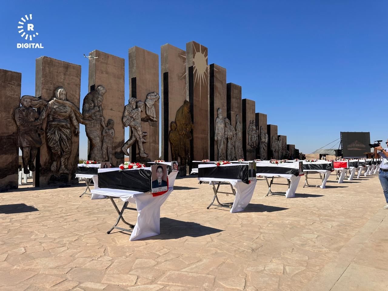 Cenazeyên ku hatin veşartin /Wêne: Rûdaw 