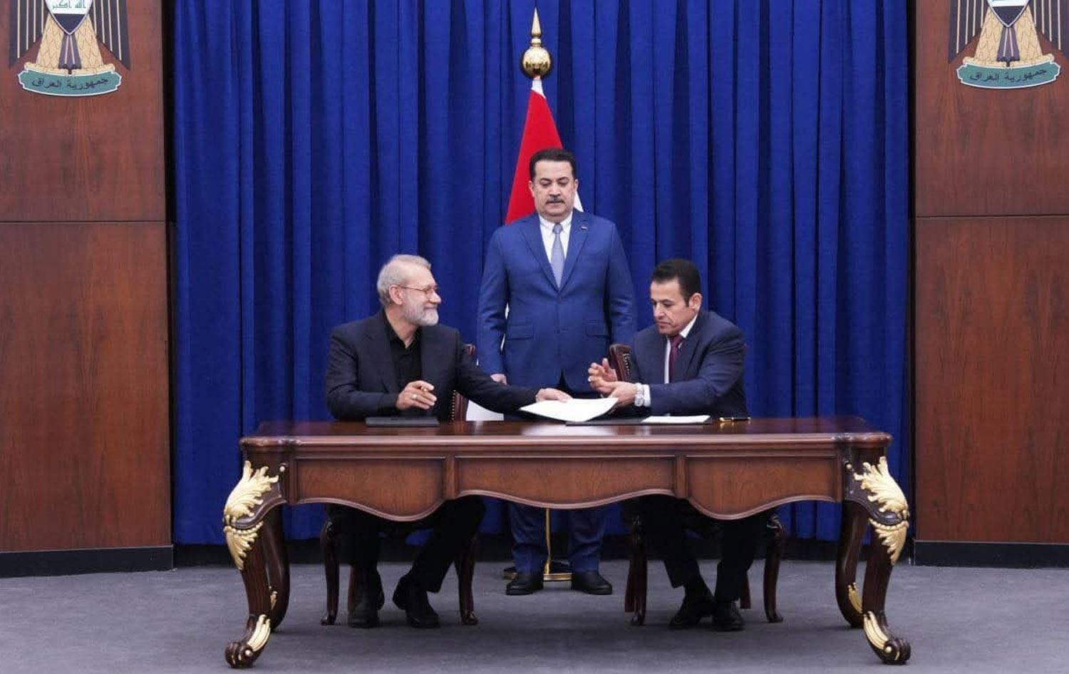 Irak Başbakanı'nın himayesinde imzalanan mutabakat, Irak Ulusal Güvenlik Danışmanı Kasım el-Araci ile İran Ulusal Güvenlik Yüksek Konseyi Genel Sekreteri Ali Laricani tarafından Bağdat'ta imzalanmıştı.