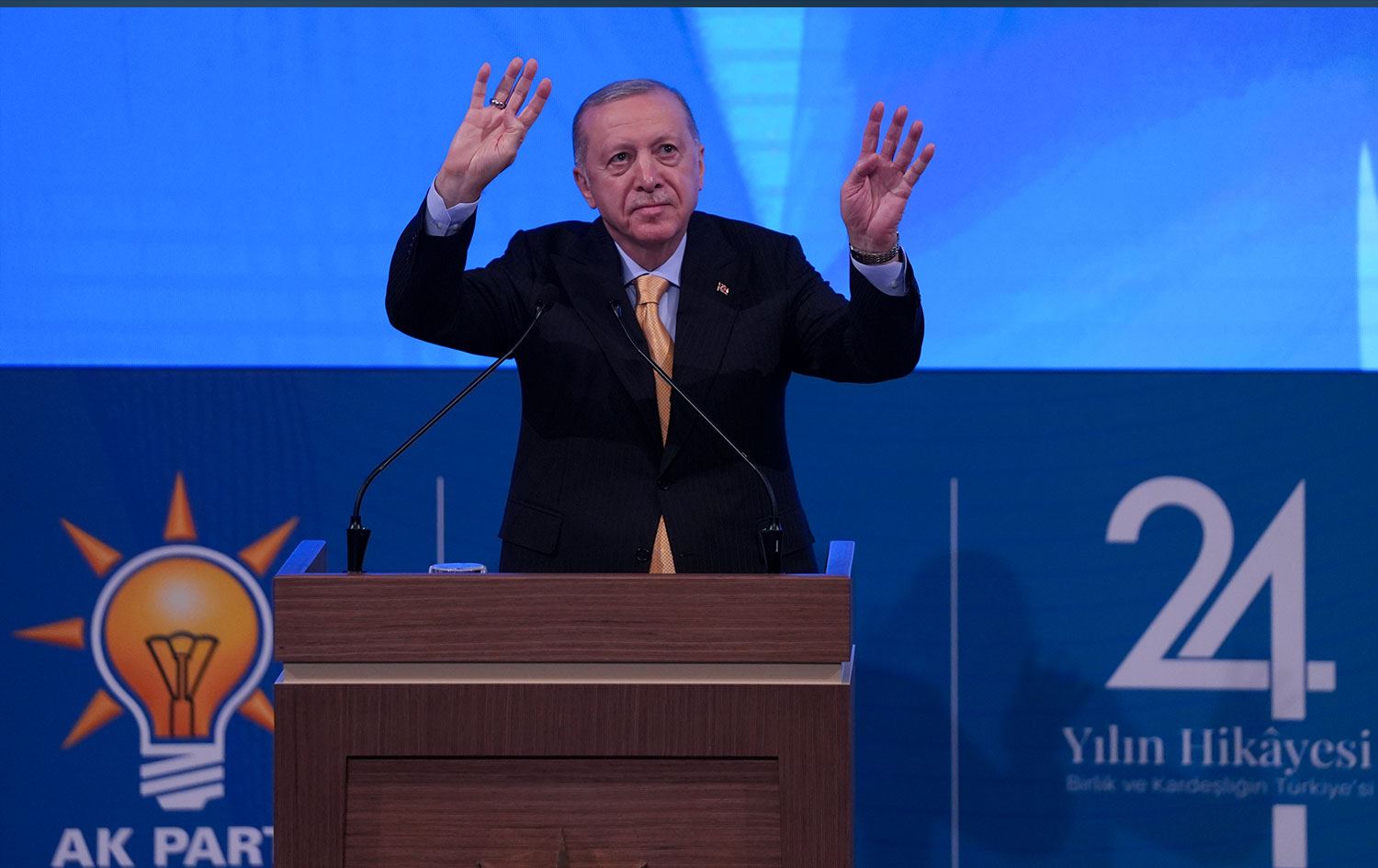 Cumhurbaşkanı ve AK Parti Genel Başkanı Recep Tayyip Erdoğan, AK Parti Kongre Merkezi'nde partisinin 24. Kuruluş Yıl Dönümü Programı'na katılarak konuşma yaptı / Foto: AA