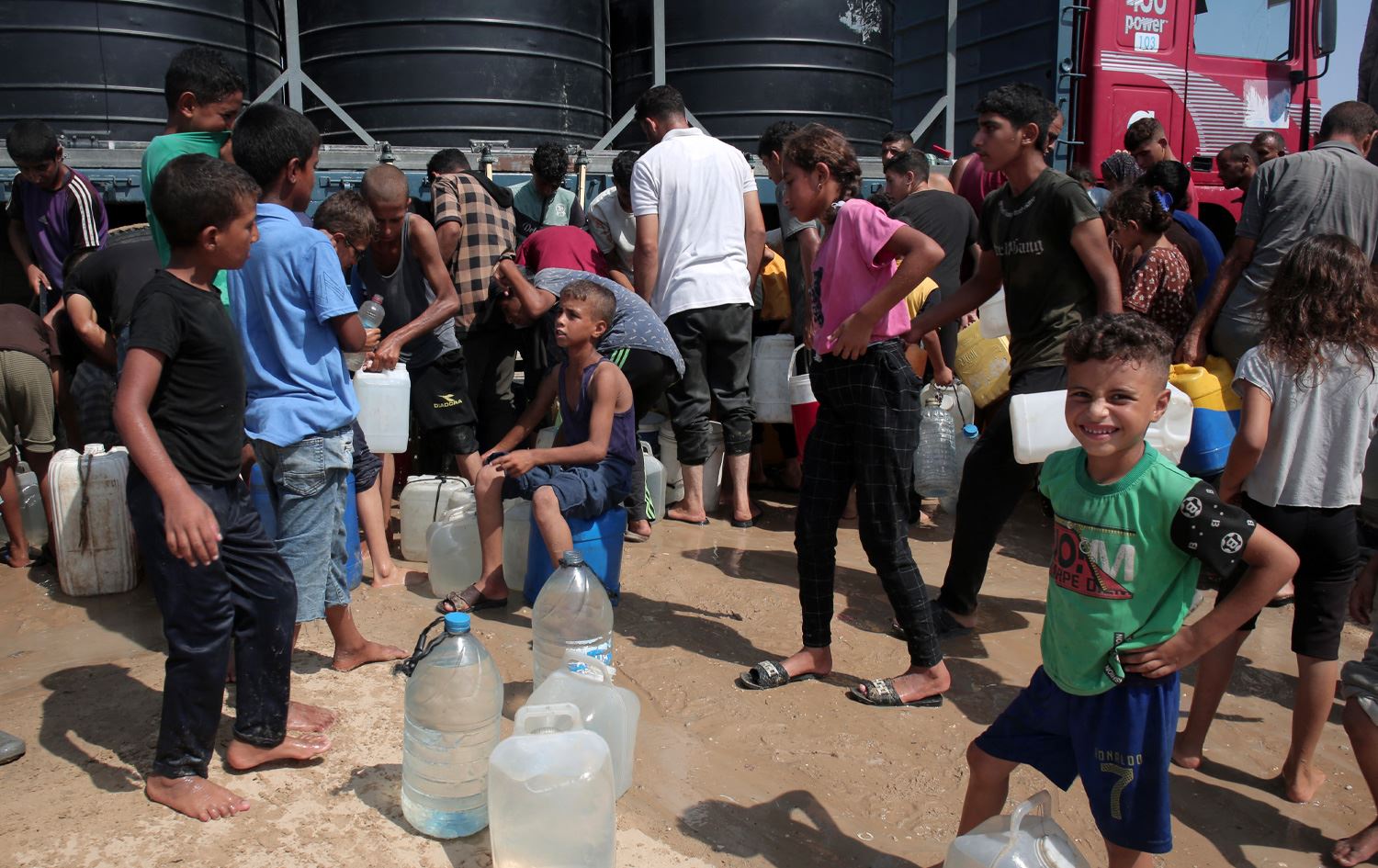 ئەمریکا پێداچوونەوە بە پێدانی ڤیزەی مرۆیی- تەندروستی بە غەززەییەکان دەکات