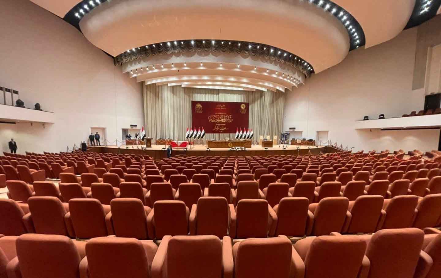 عضو بالقانونية النيابية لرووداو: خلافات سياسية وراء تأخر إقرار عدة قوانين