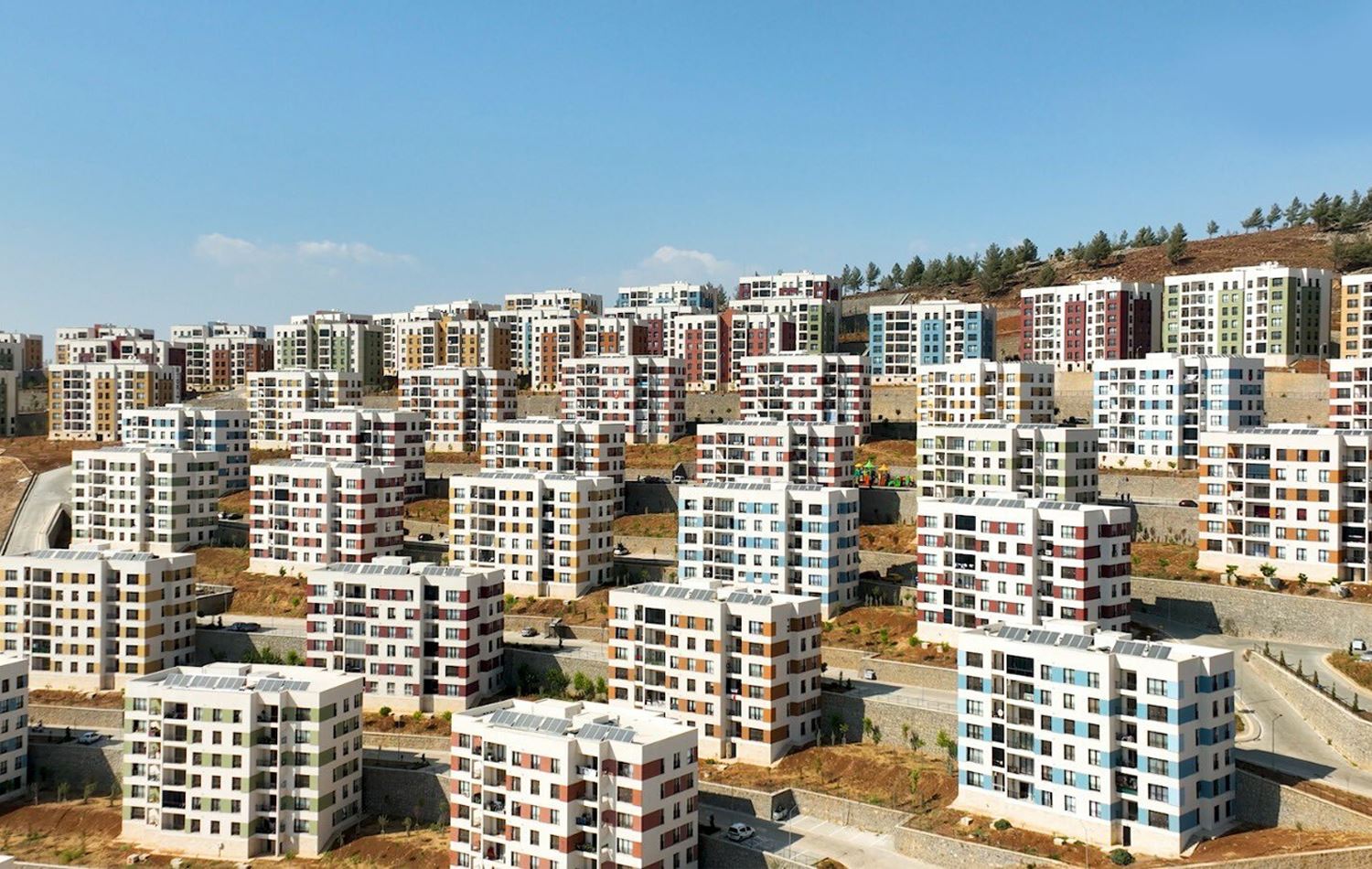 Deprem bölgesinde 250 bini aşkın konut teslim edildi