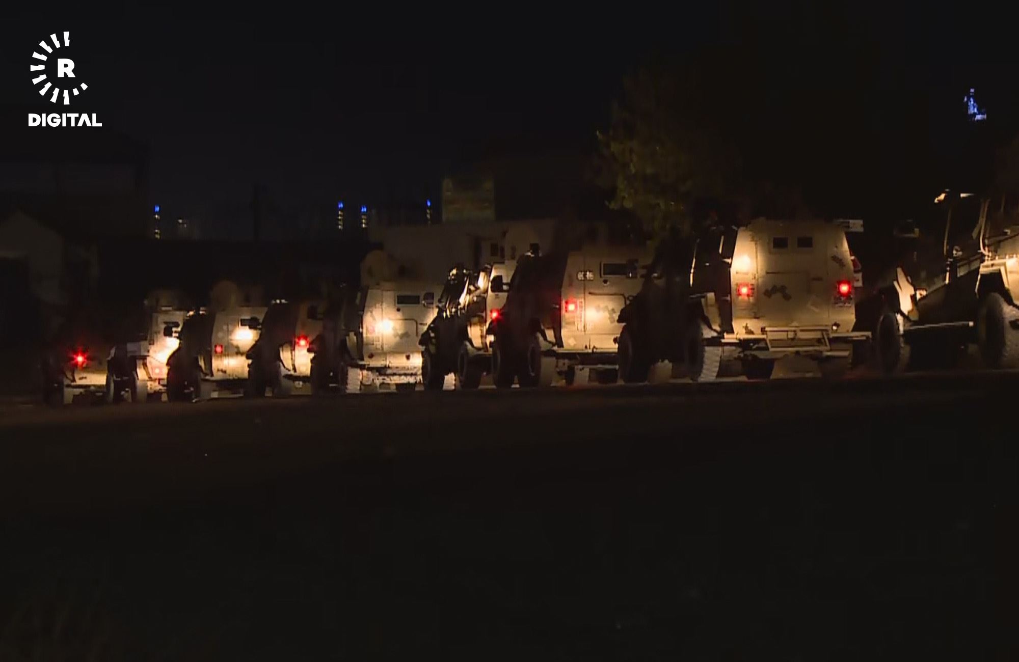 Wesayîtên zirxî yên ku ji bo desteserkirina Lahûr diçûn /Wêne: Rûdaw