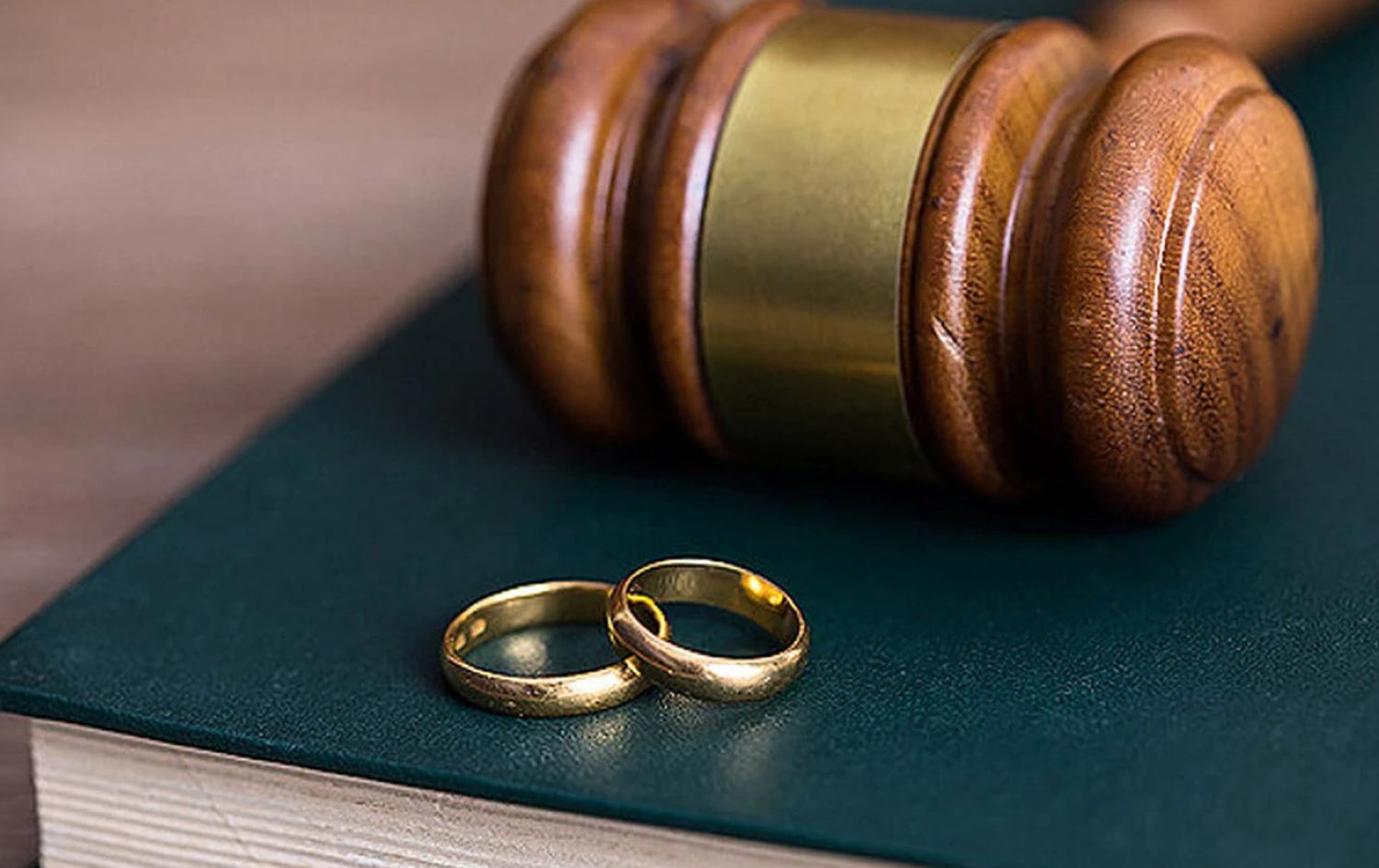 تۆمارگەى مەزهەبى جەعفەرى: کچى موسڵمان شوو بە ناموسڵمان ناکات و بکوژ نابێتە میراتگرى کوژراو