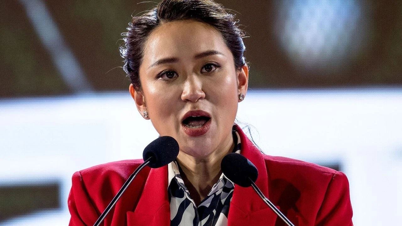Görevinden uzaklaştırılan Tayland Başbakanı Paetongtarn Şinavatra