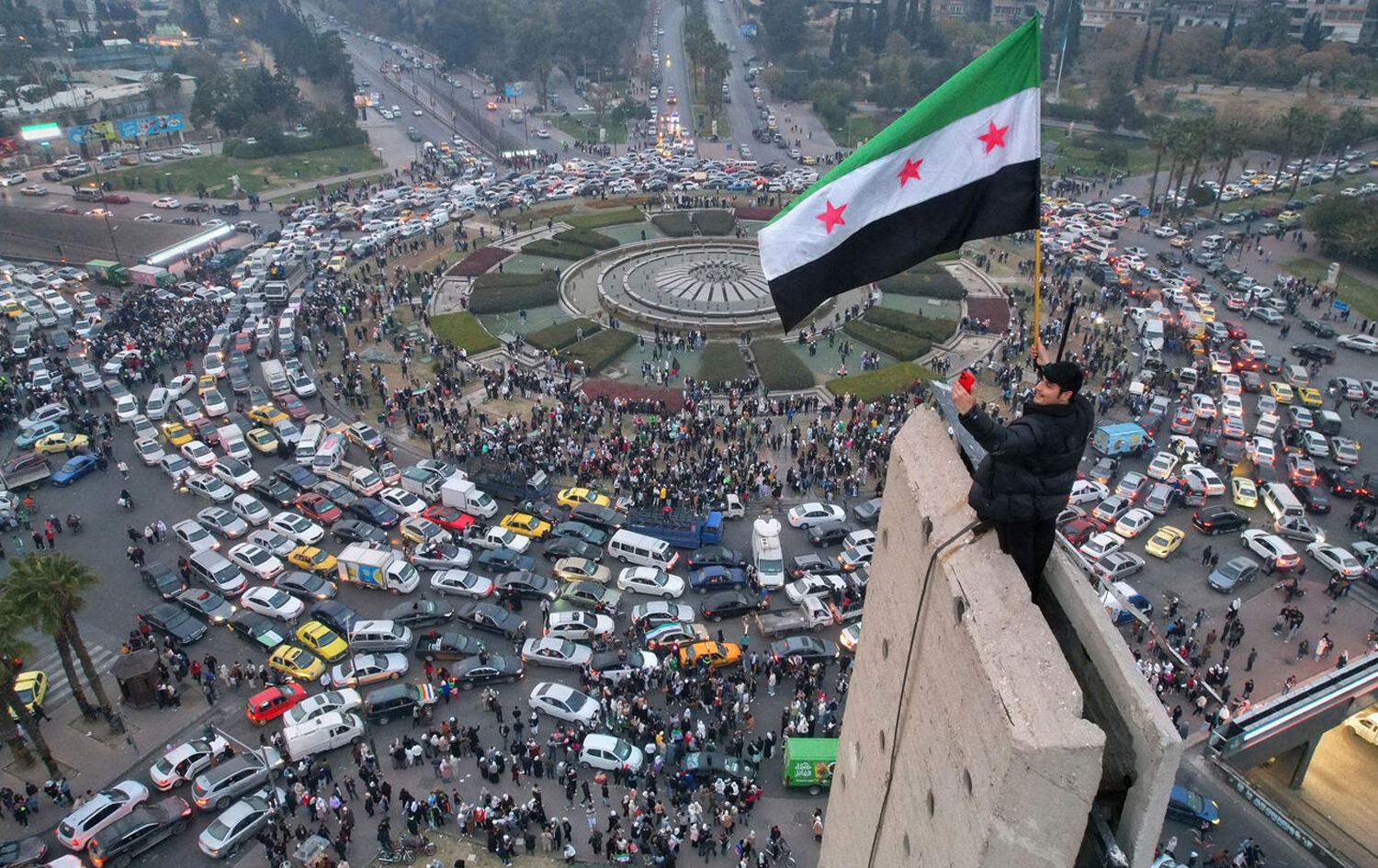 Türkiye says over 450,000 Syrians returned since Assad’s fall