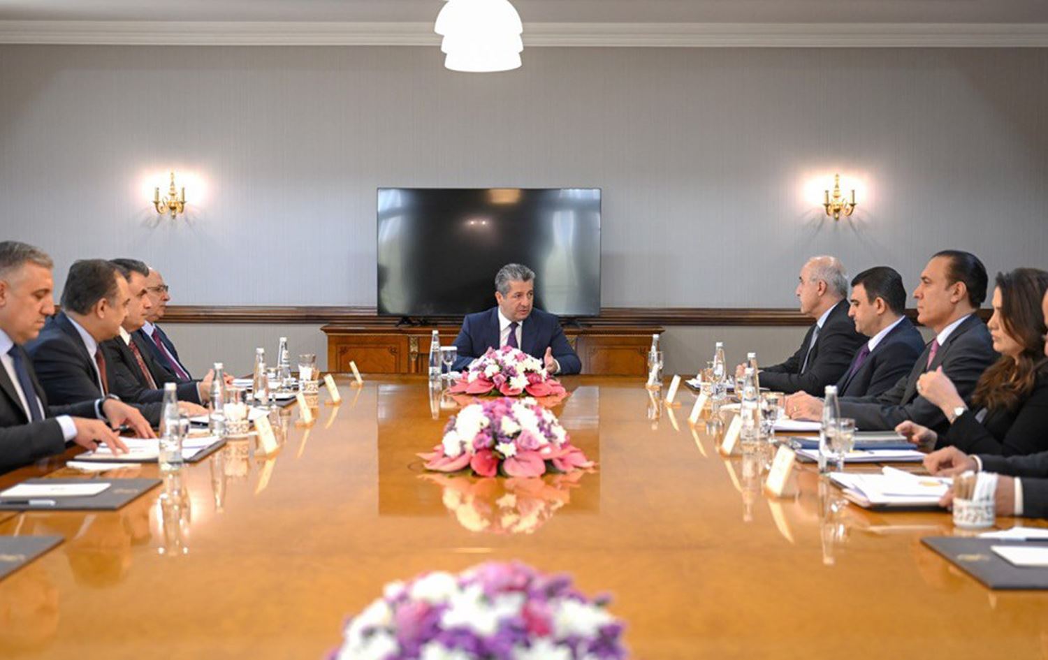 مەسرور بارزانی لەگەڵ شاندی دانوستاندنکاری هەرێمی کوردستان کۆبووەوە