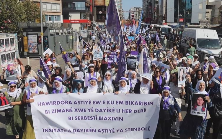 1 Eylül Dünya Barış Günü kapsamında İstanbul'da büyük bir miting düzenlendi. / Foto: Rûdaw