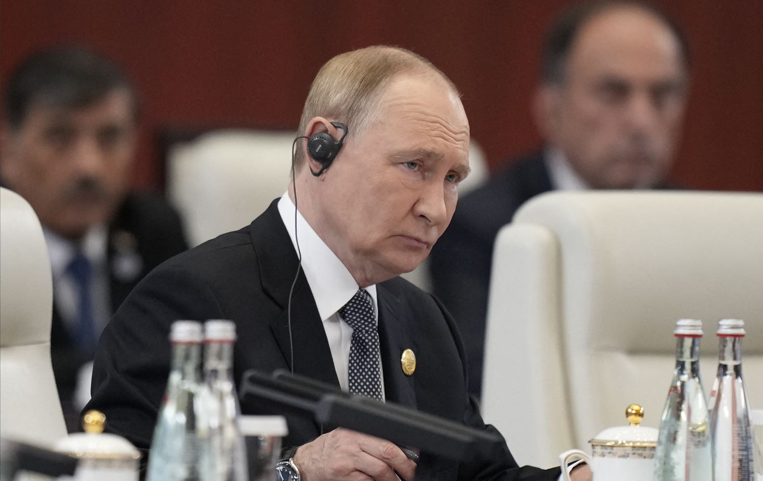 پووتین لە چینەوە بەرگری لە هێرشی وڵاتەکەی بۆ سەر ئۆکراینا دەکات