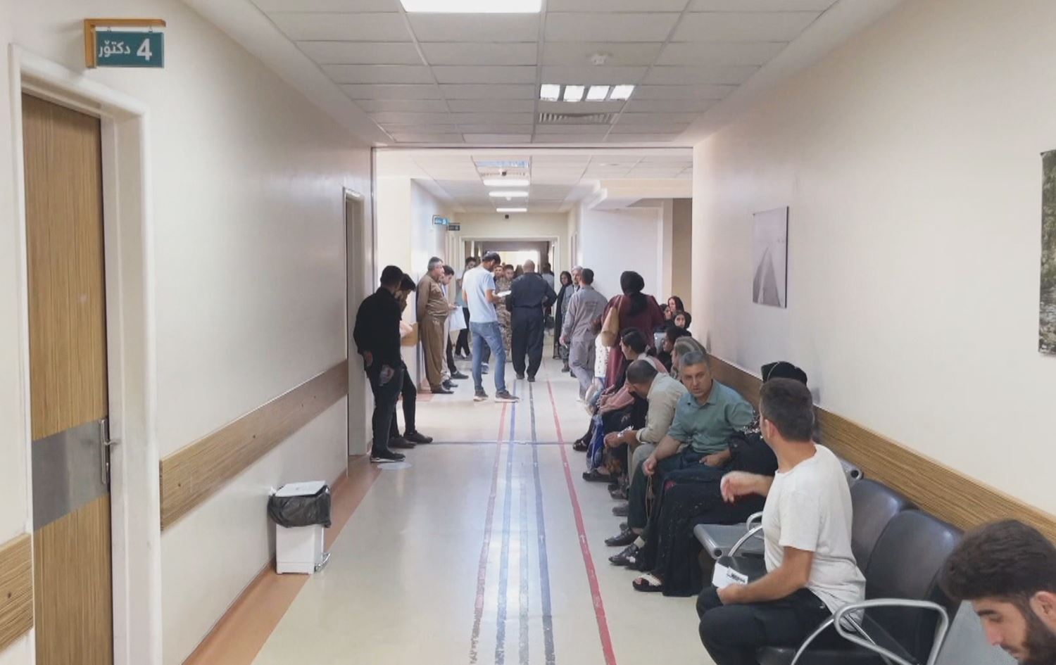 چەند نەخۆشێک لەنێو نەخۆشخانەیەکدا. وێنە: رووداو