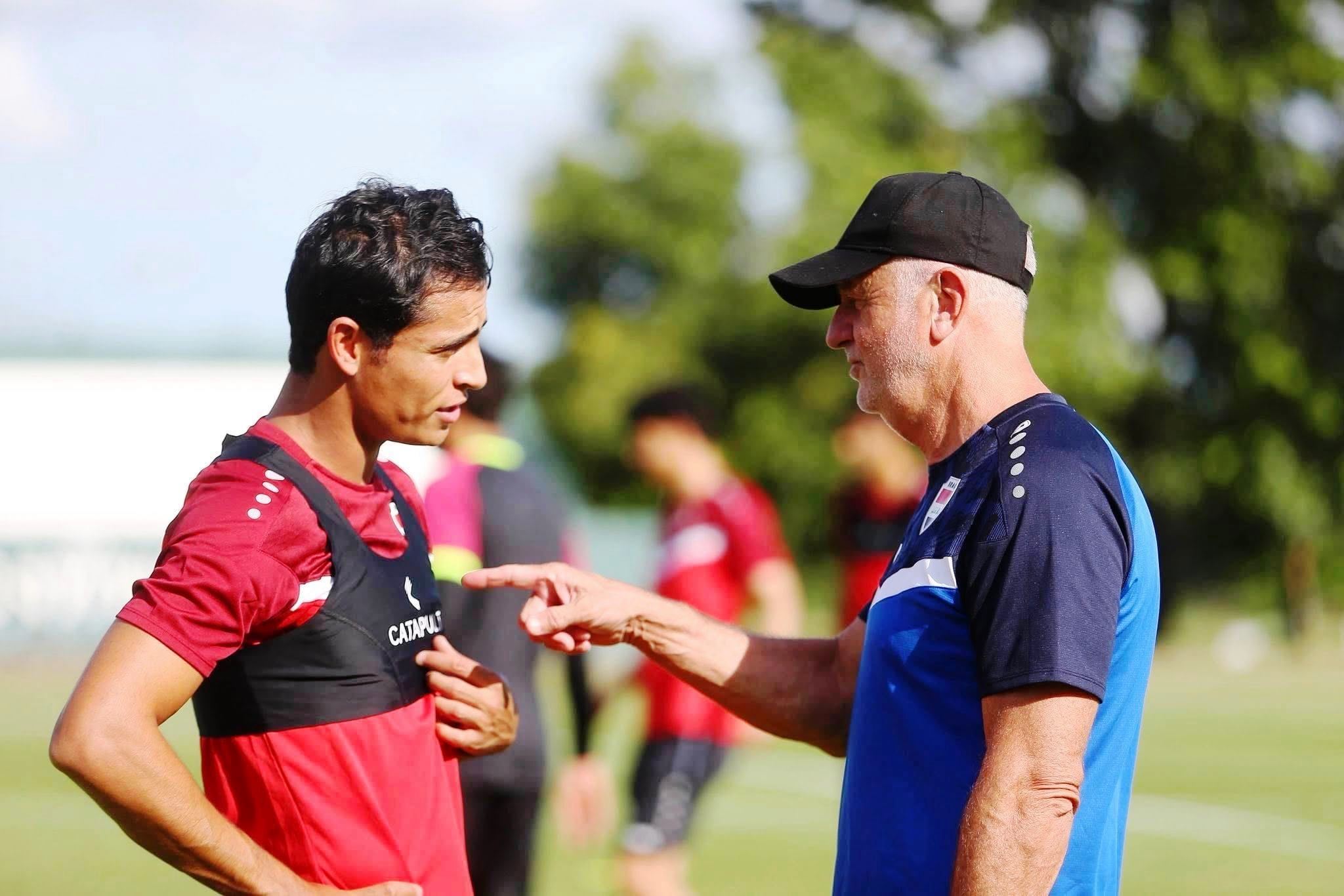 گراهام ئارنۆڵد: هیچ یاریزانێک شوێنی لە پێکهاتەی سەرەکی عێراقدا مسۆگەر نییە