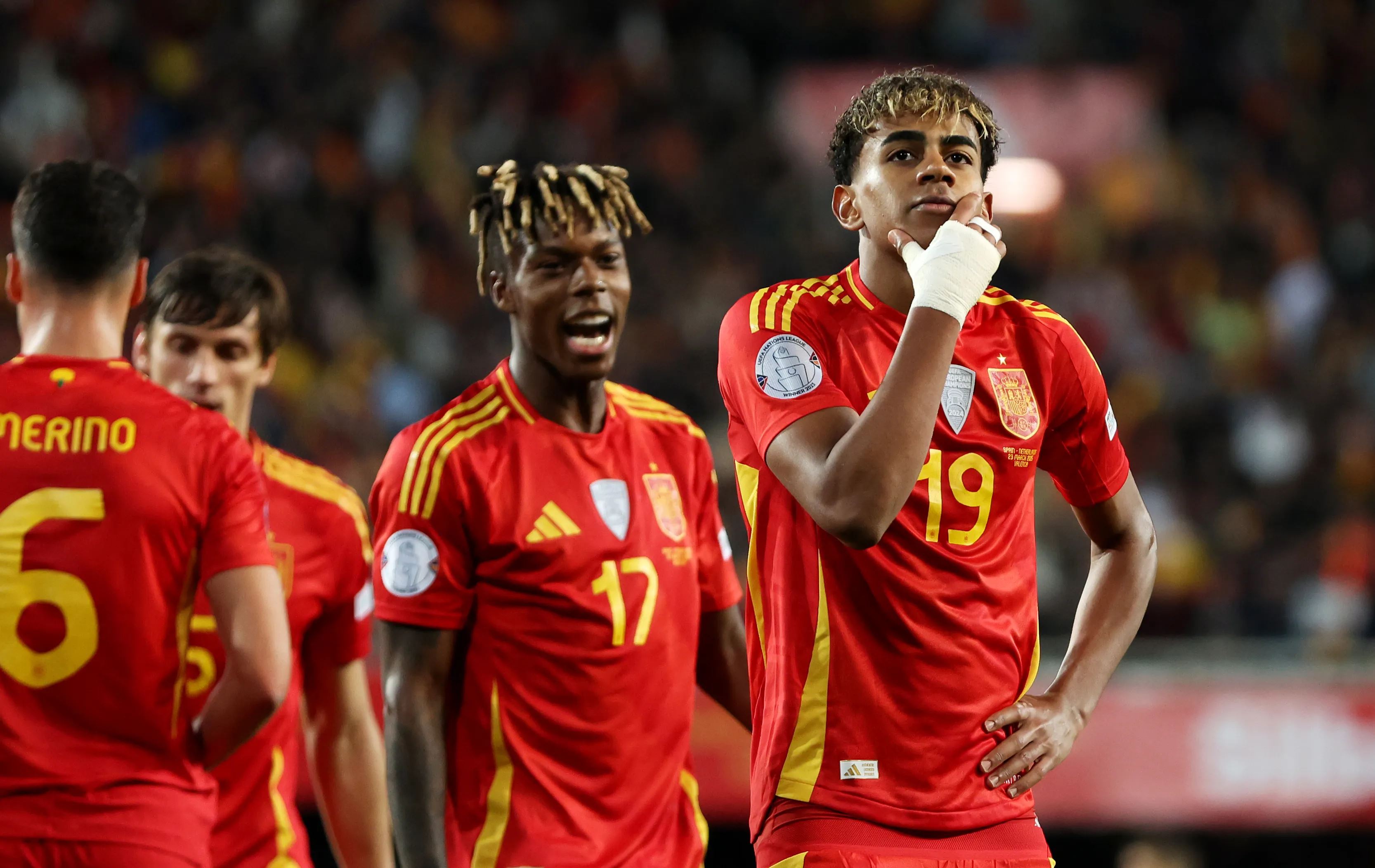 ڤیدیۆ؛ ئیسپانیا یەکەم یاریی دەکات و لامین ئامادەیە