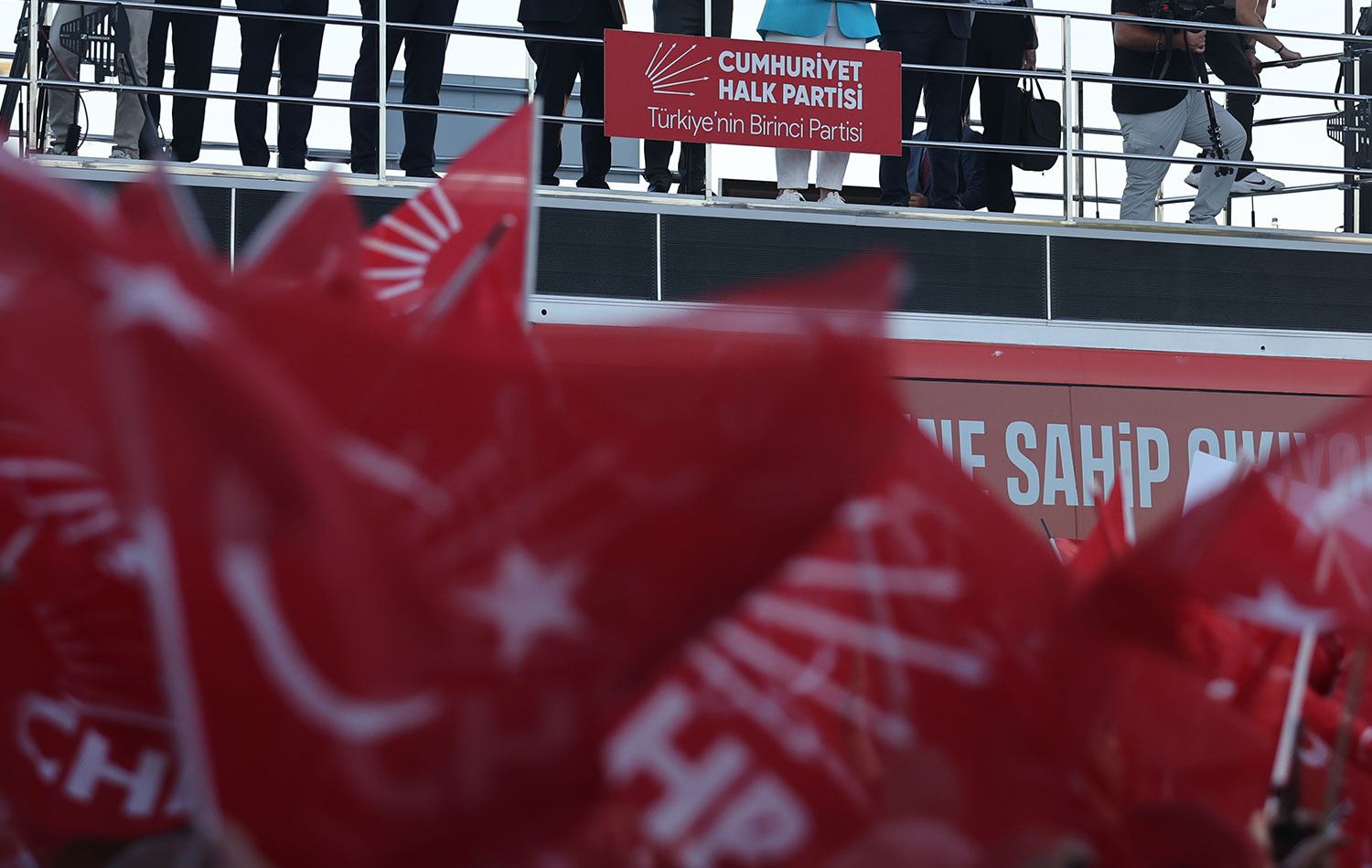 CHP tarafından düzenlenen mitinglerden bir kare. / AA