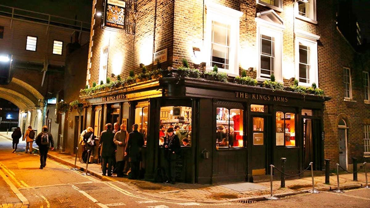 İngiltere'de pub sayısı her geçen gün daha da azalıyor!