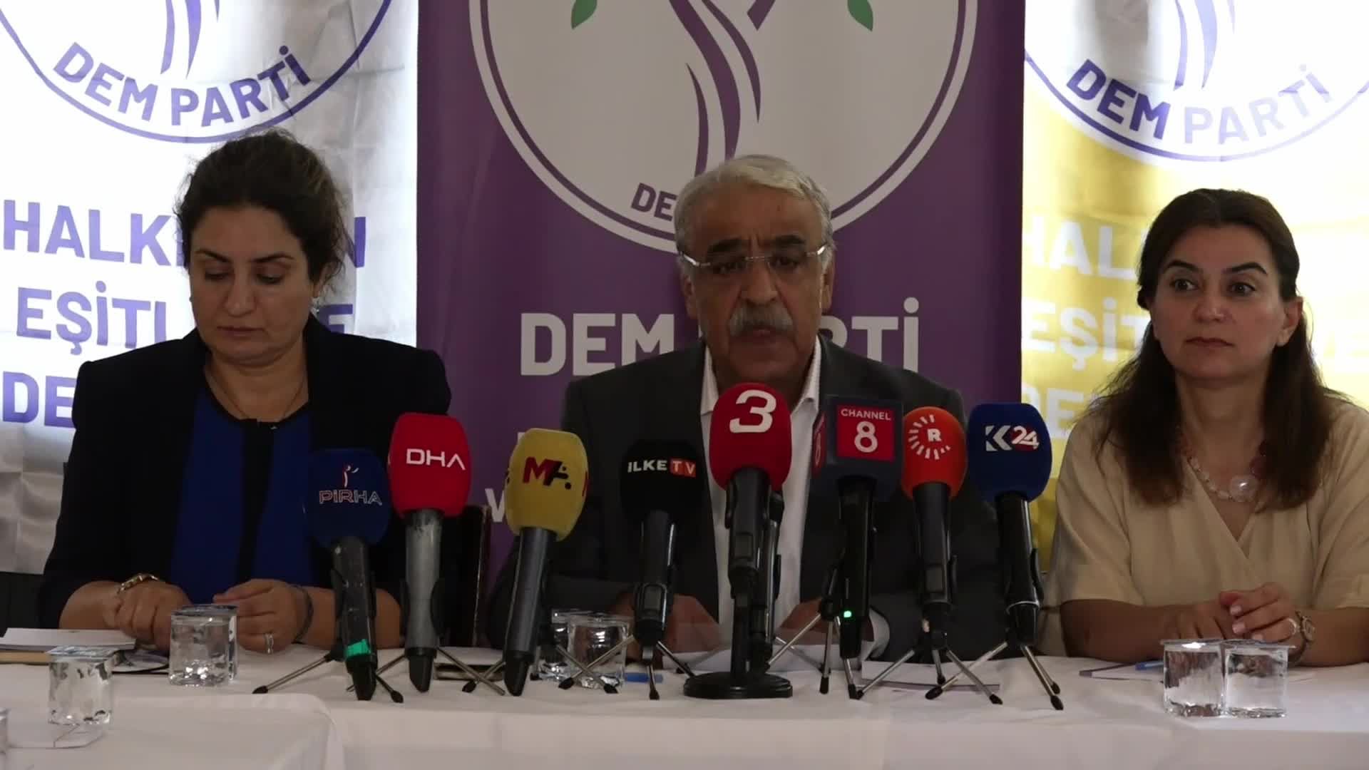 Mîthat Sancar û Gulîstan Kiliç Koçyîgît\ Wêne: ANKA