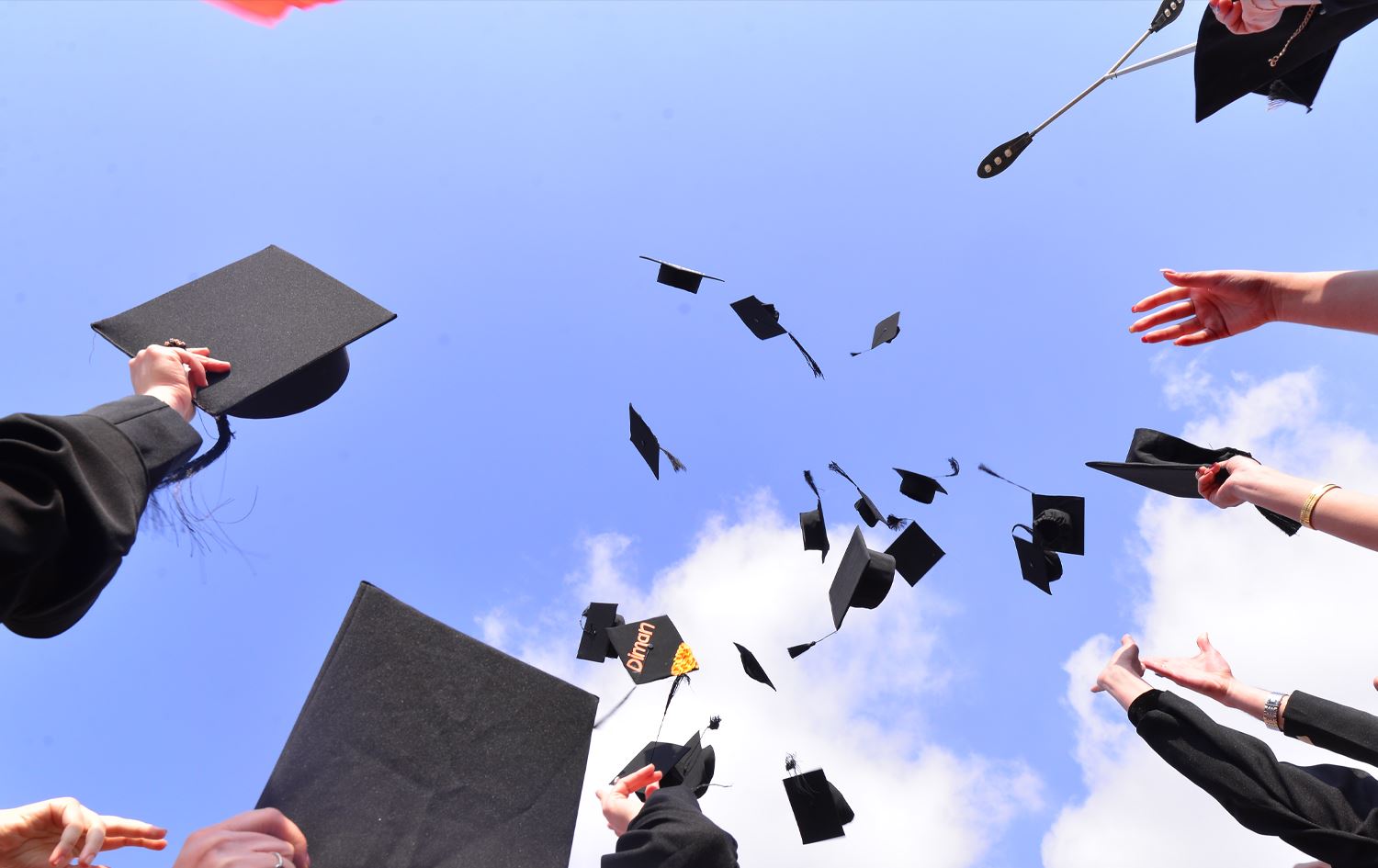 دوا وادەی خۆتۆمارکردن بۆ دامەزراندنی 8 هەزار یەکەمی زانکۆ و بڕوانامە باڵاکان دیاری دەکرێت